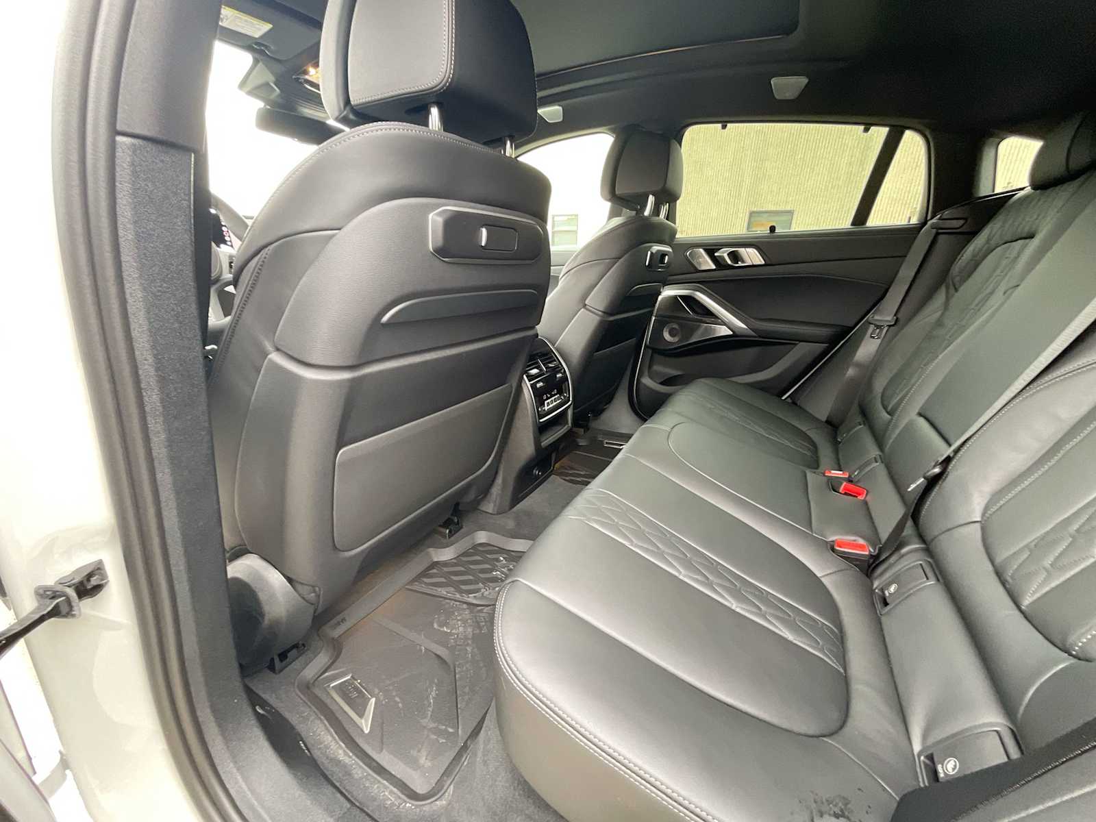 Thumbnail: 2026 BMW X6 - 19