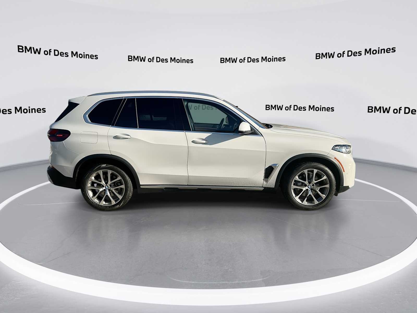 Thumbnail: 2024 BMW X5 - 9