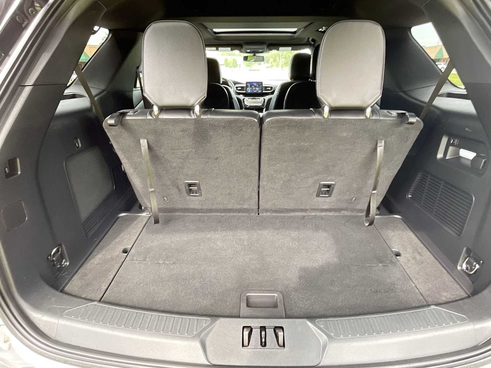 Thumbnail: 2023 Ford Explorer - 37