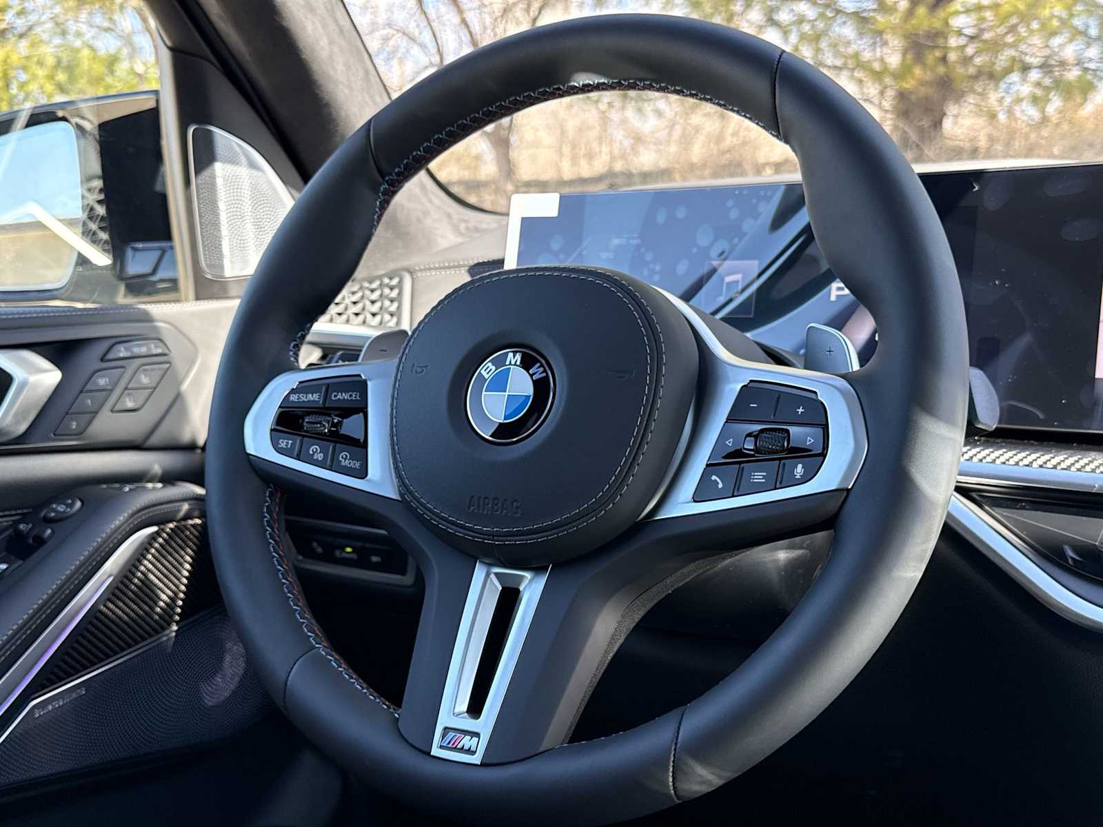 Thumbnail: 2026 BMW X7 - 25