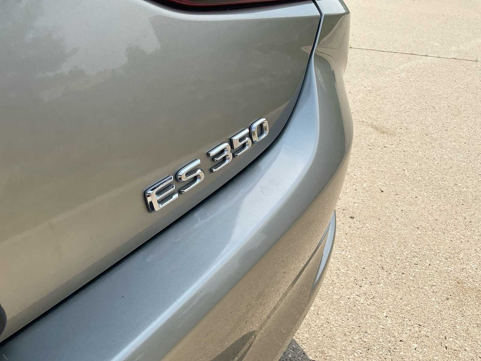 2020 Lexus ES 350 13