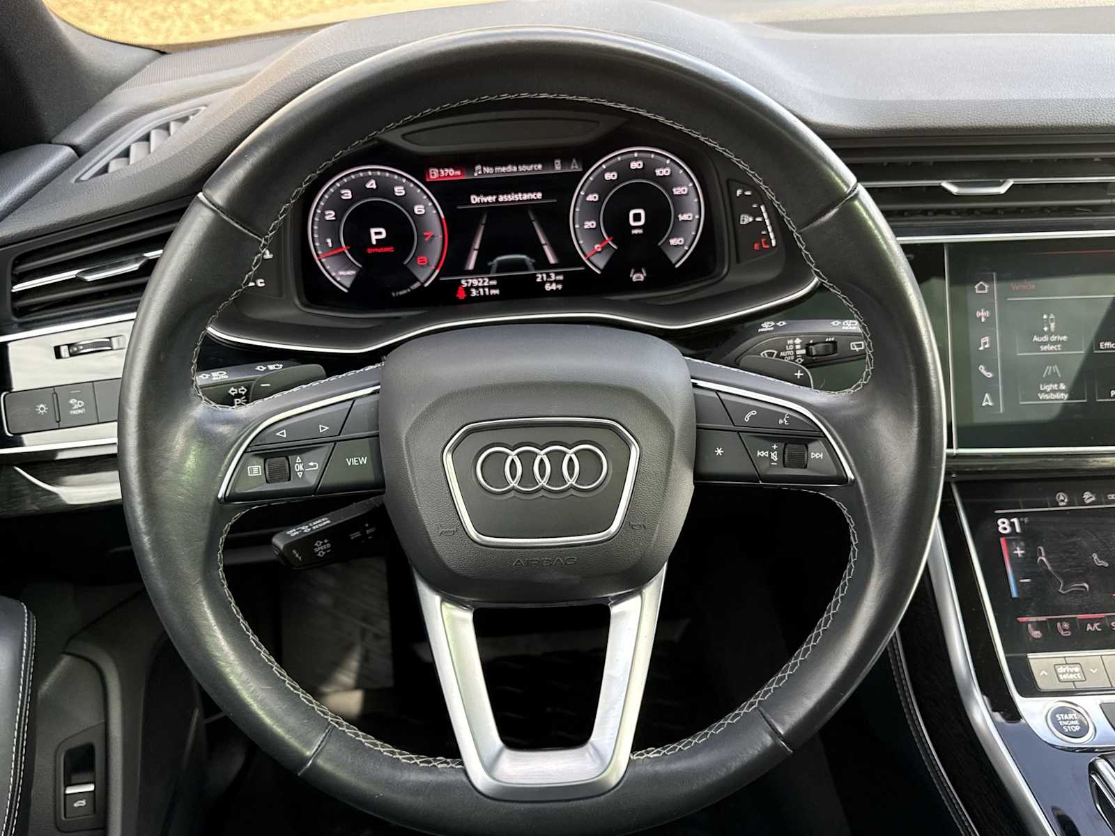 Thumbnail: 2022 Audi Q8 - 25