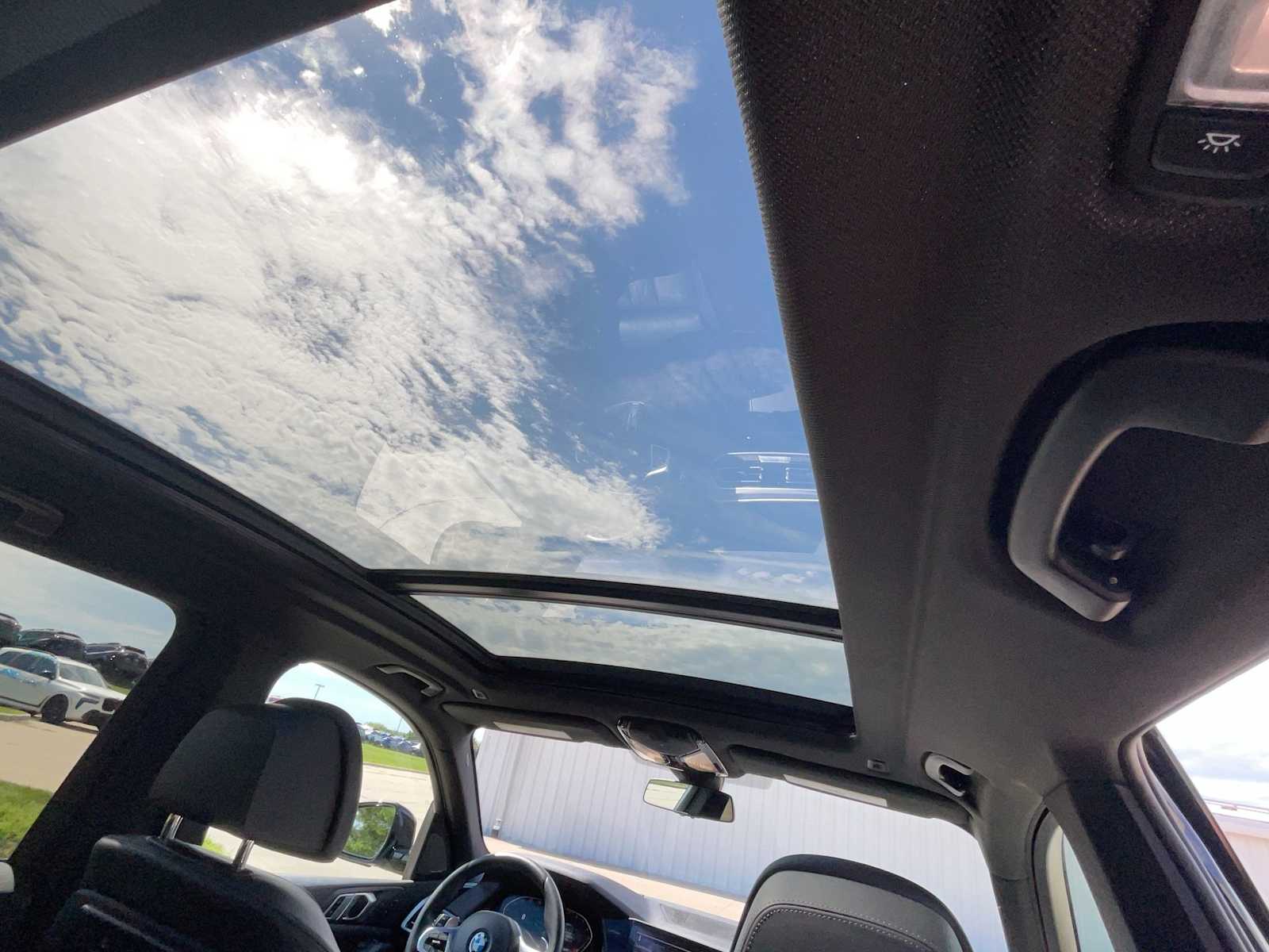 Thumbnail: 2019 BMW X5 - 23