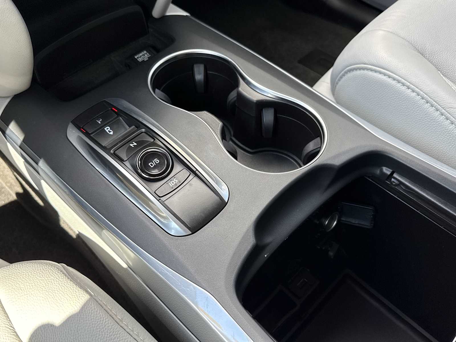 Thumbnail: 2016 Acura MDX - 34