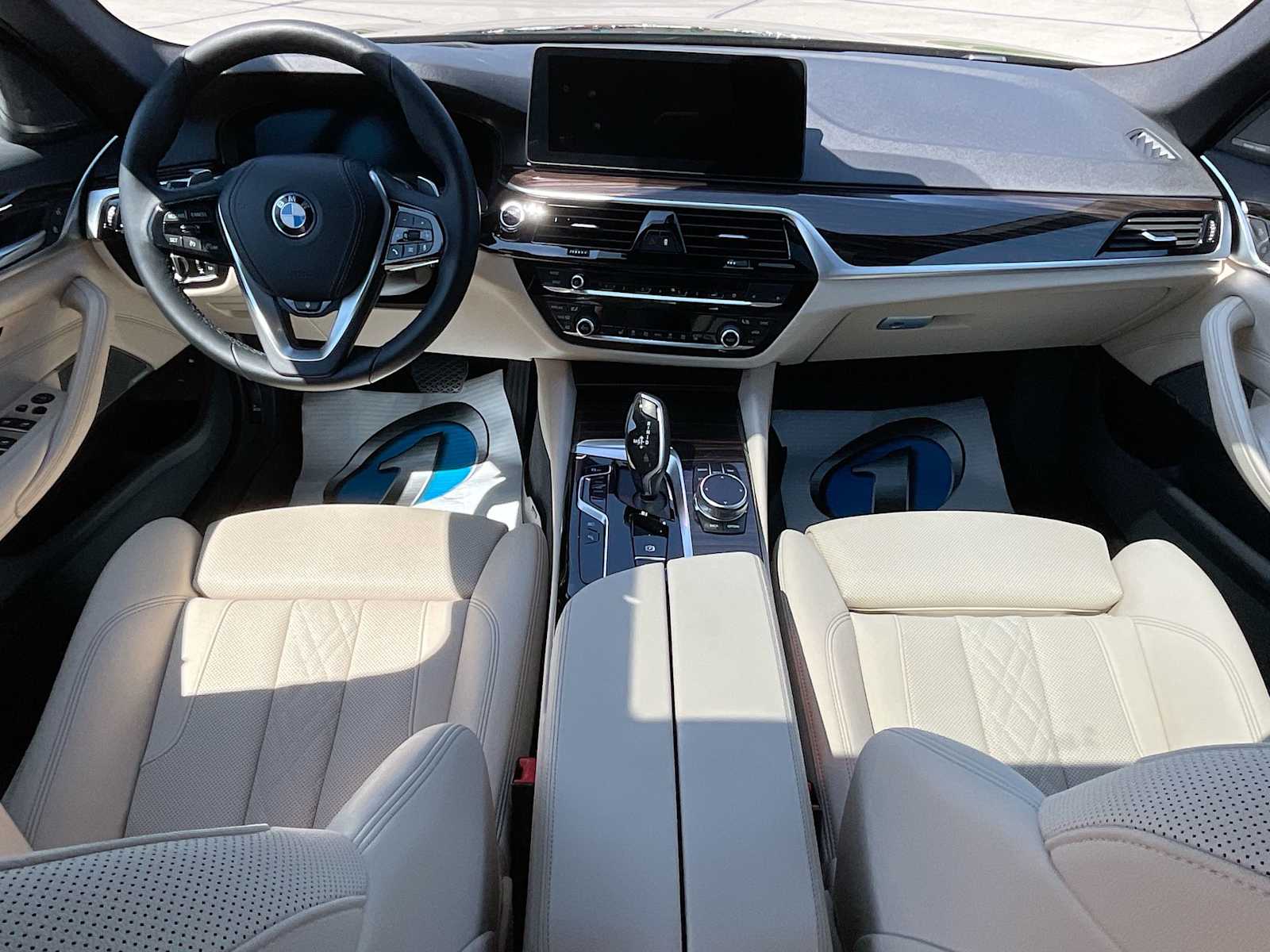 Thumbnail: 2023 BMW 5 Series - 15