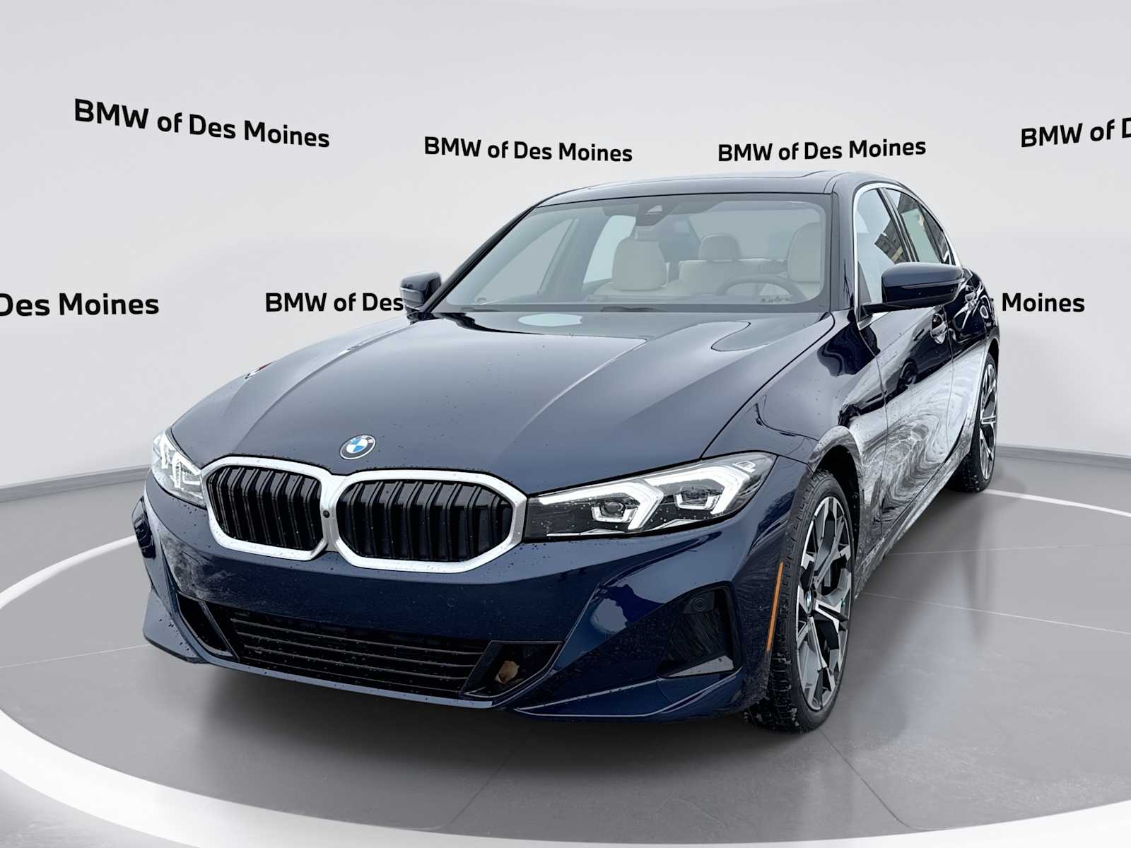 2026 BMW 3 Series 330i's photo