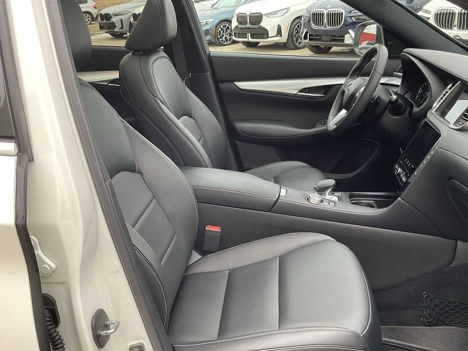 Thumbnail: 2020 INFINITI QX50 - 24