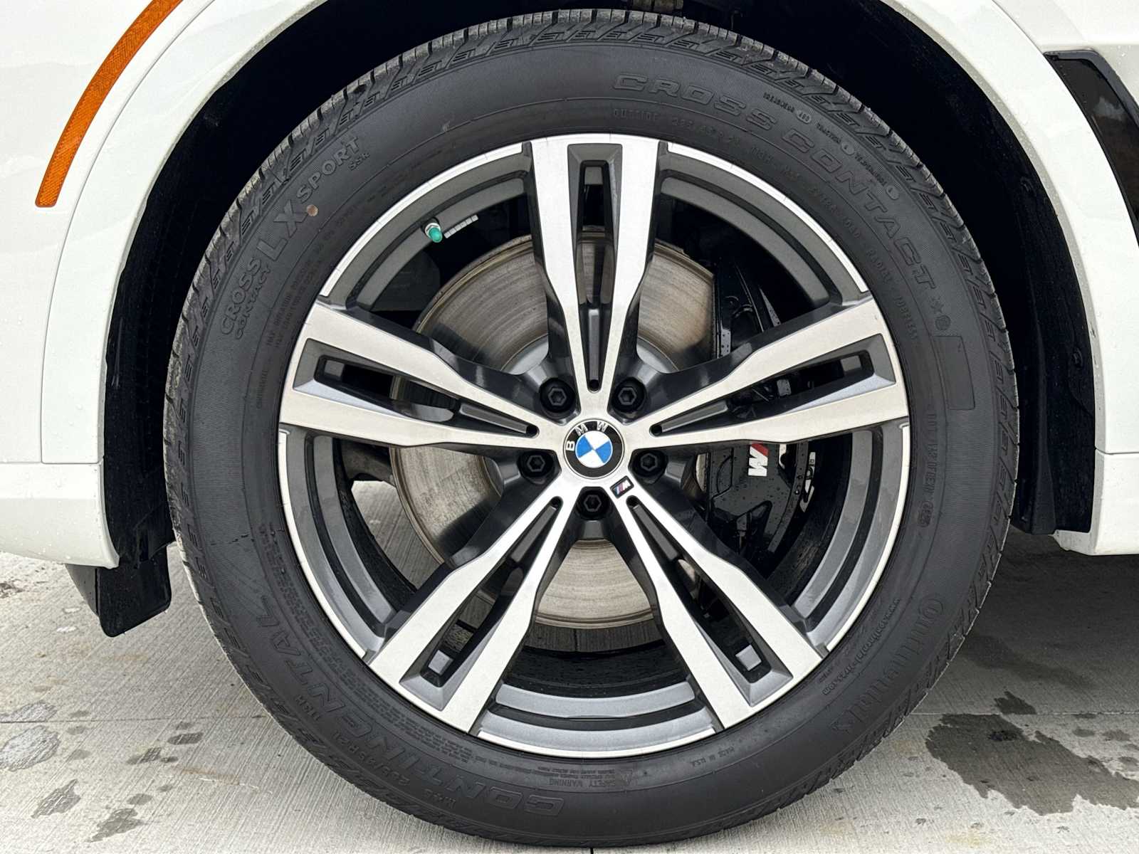 Thumbnail: 2026 BMW X7 - 14