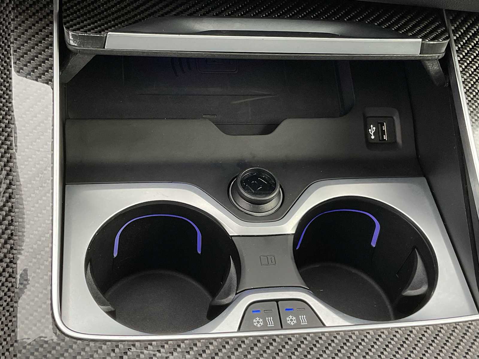 Thumbnail: 2024 BMW X7 - 33