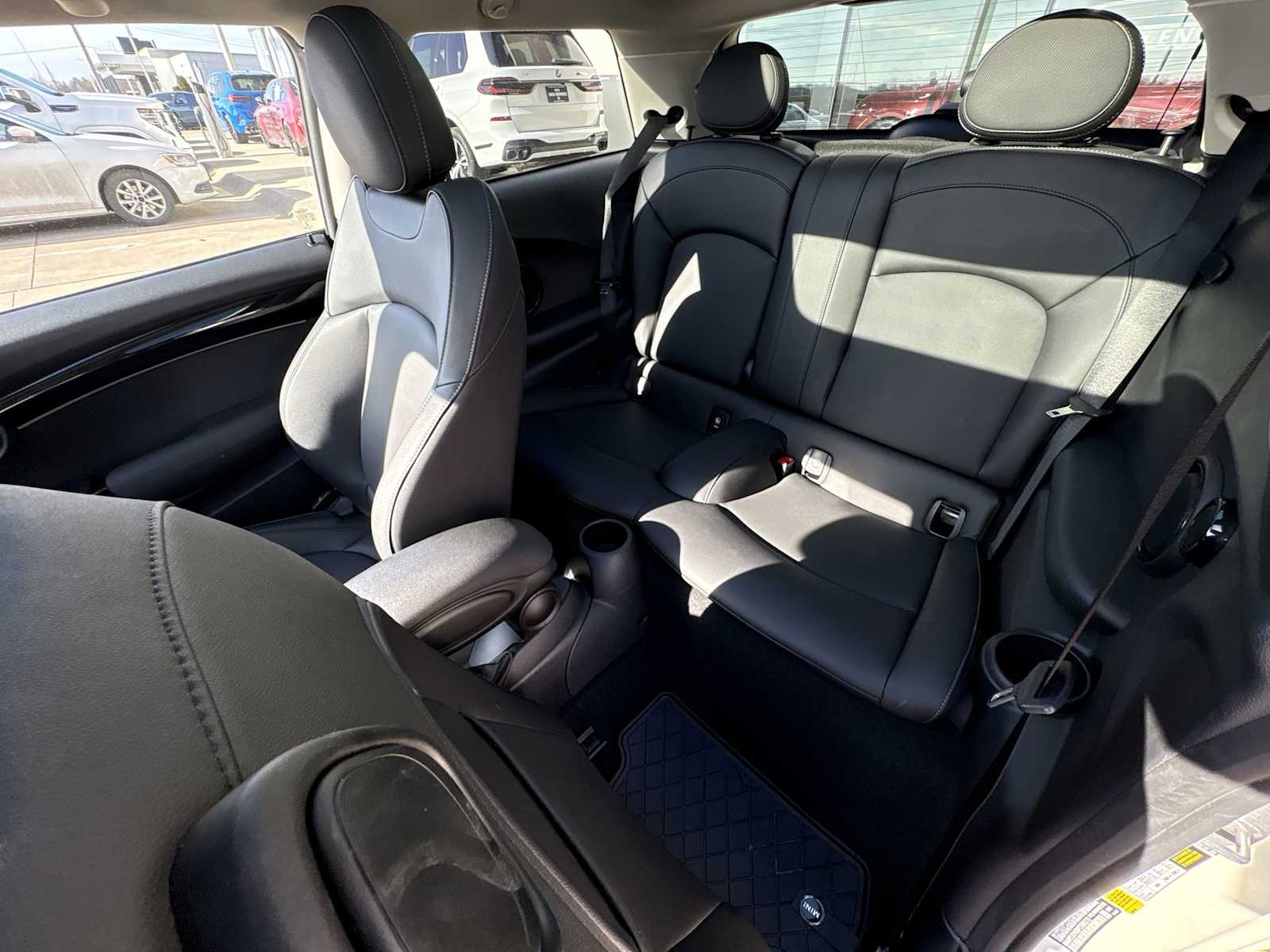 Thumbnail: 2023 MINI Cooper Hardtop - 20