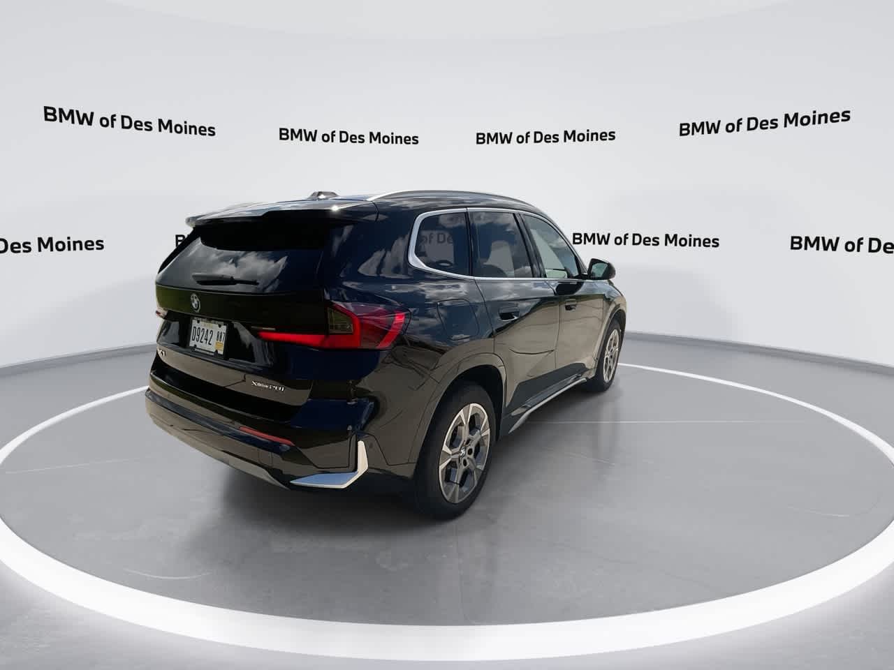 Thumbnail: 2025 BMW X1 - 8