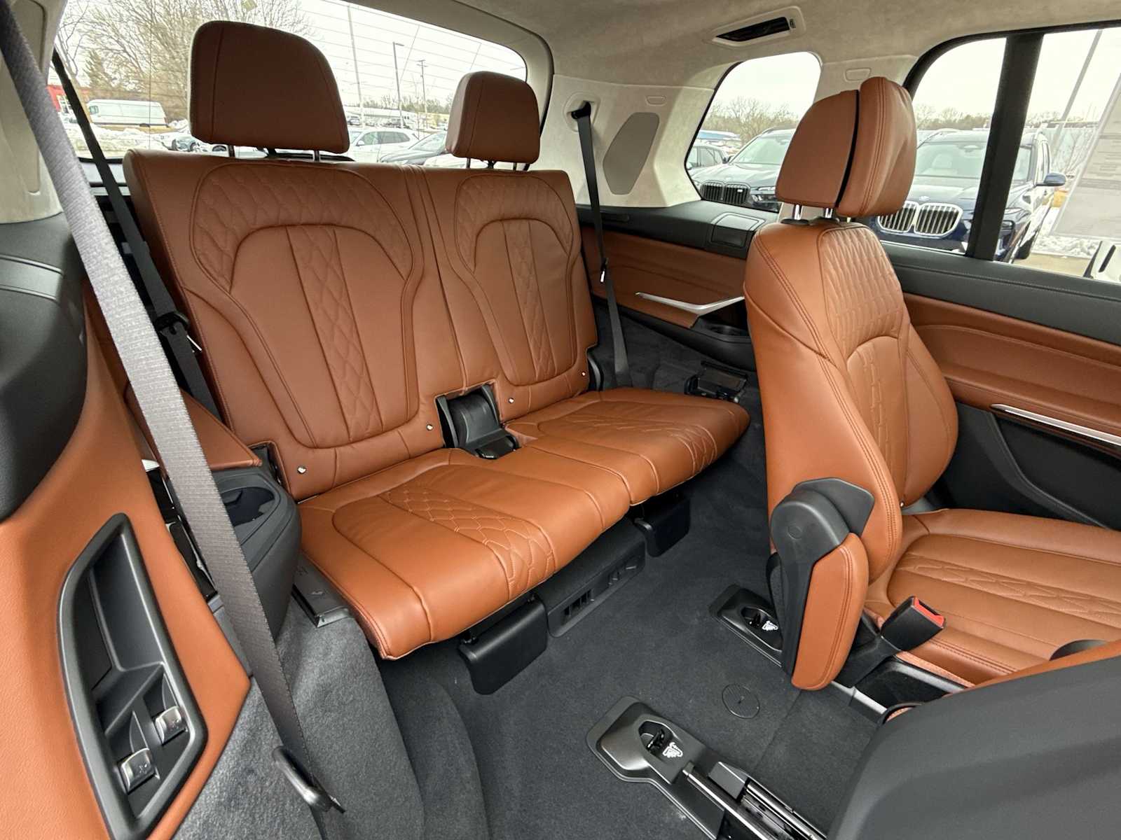 Thumbnail: 2026 BMW X7 - 41