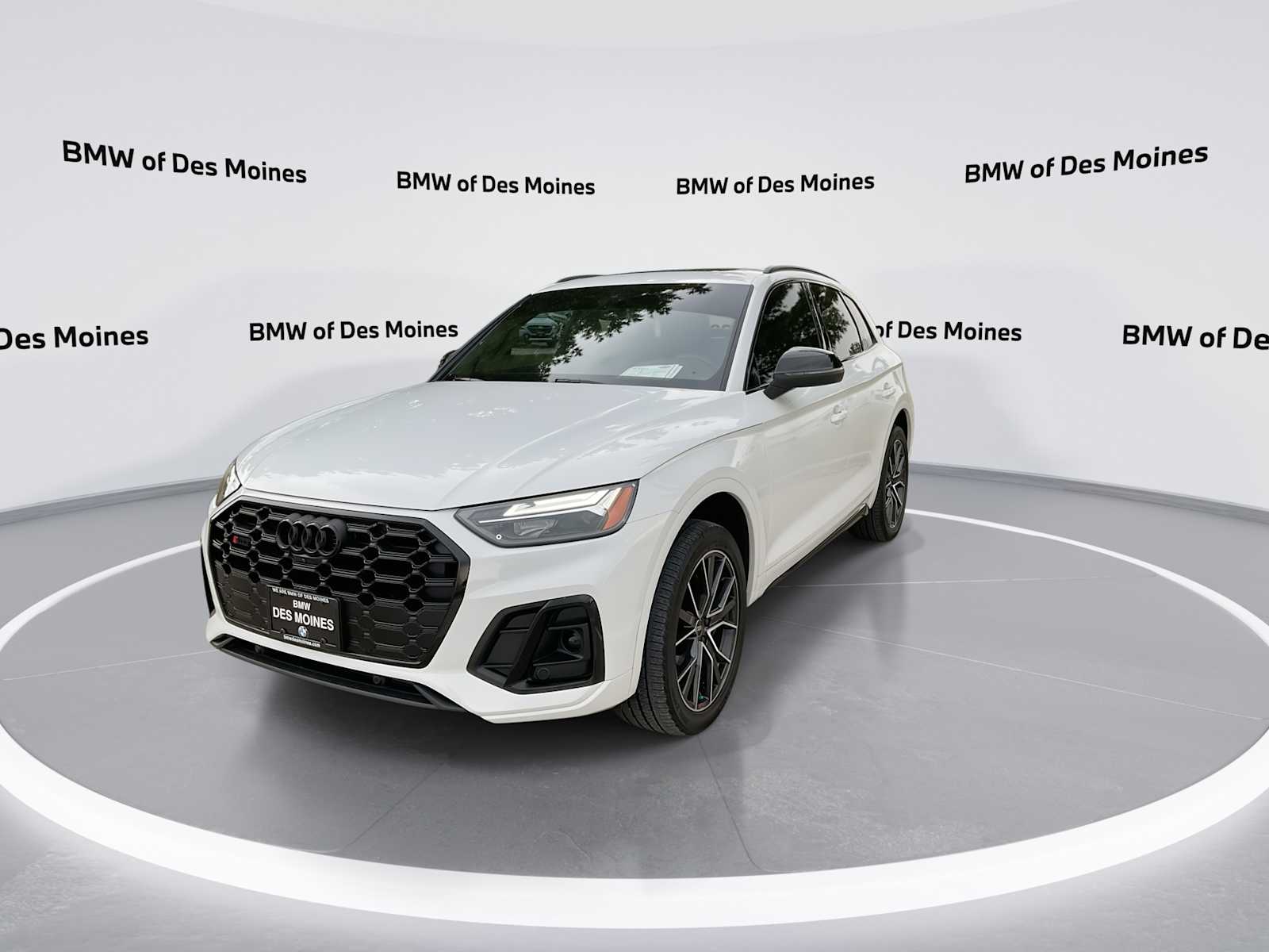 Thumbnail: 2024 Audi SQ5 - 4