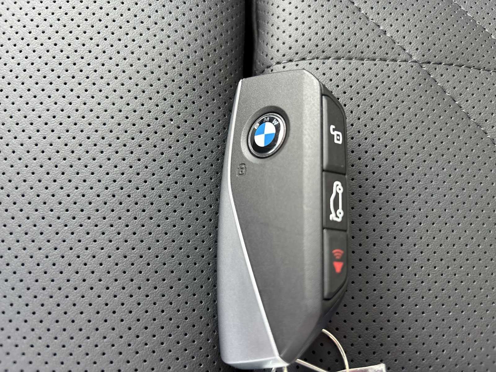 Thumbnail: 2026 BMW X3 - 42