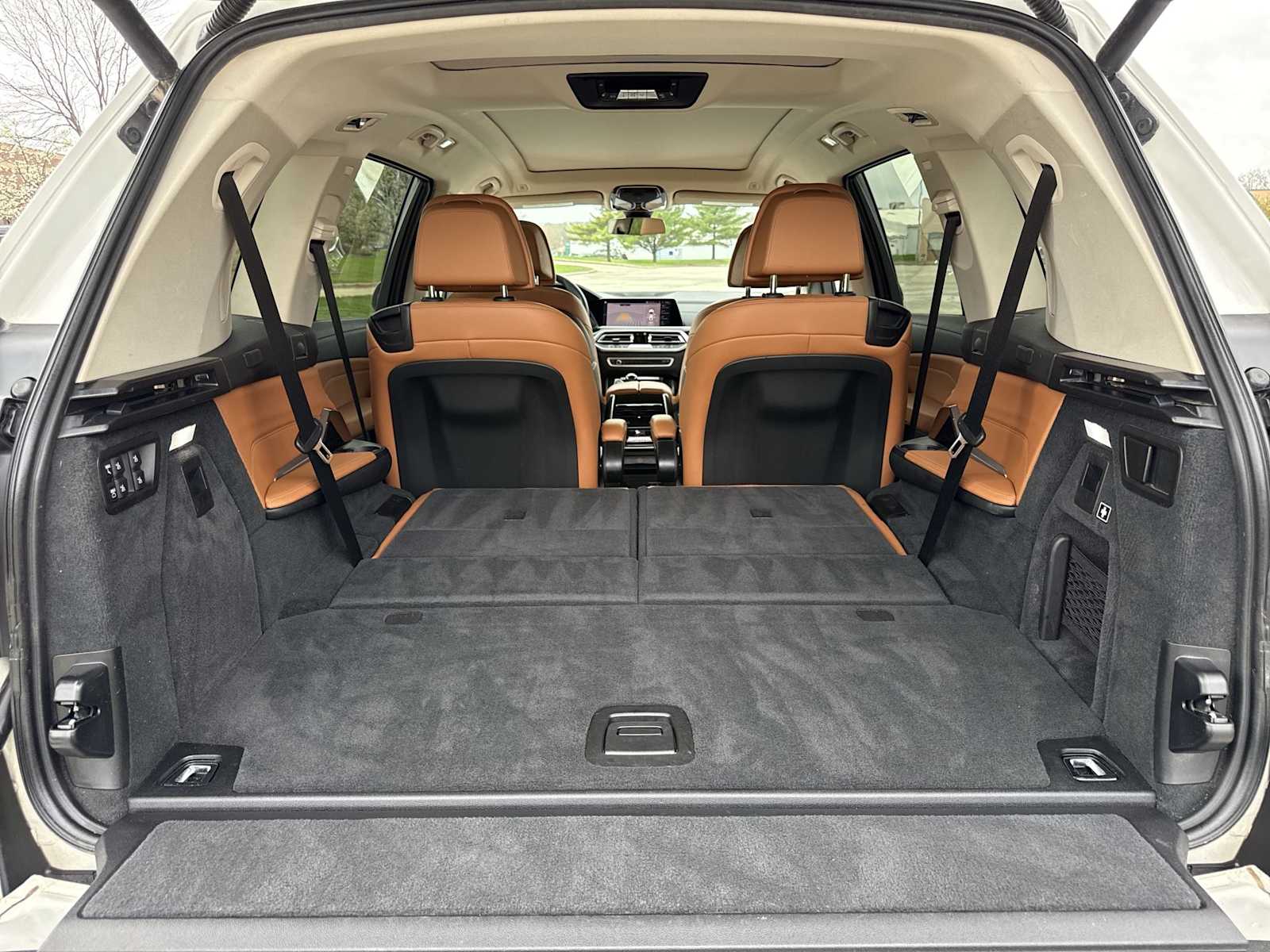 Thumbnail: 2020 BMW X7 - 37