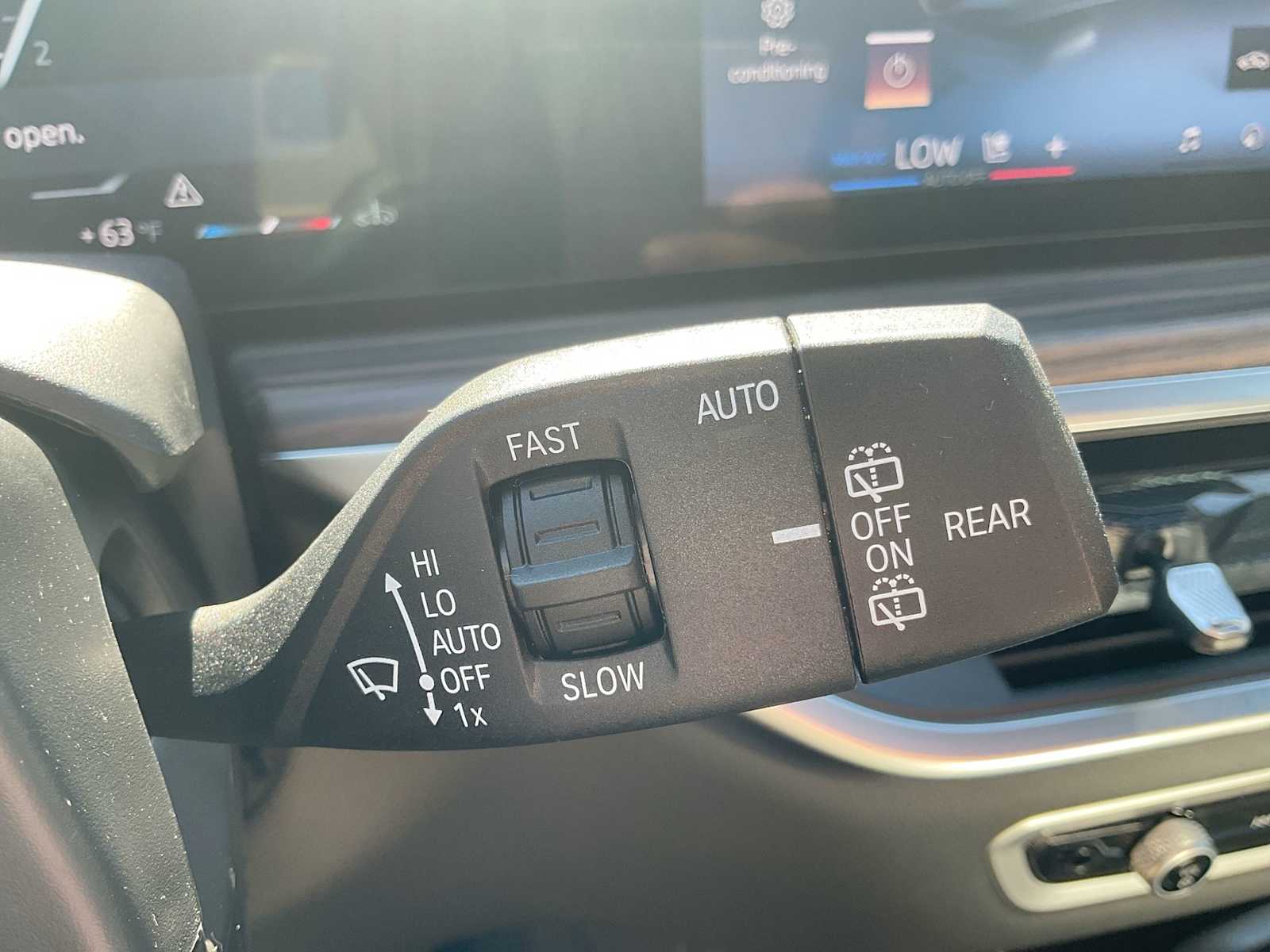 Thumbnail: 2025 BMW X7 - 28