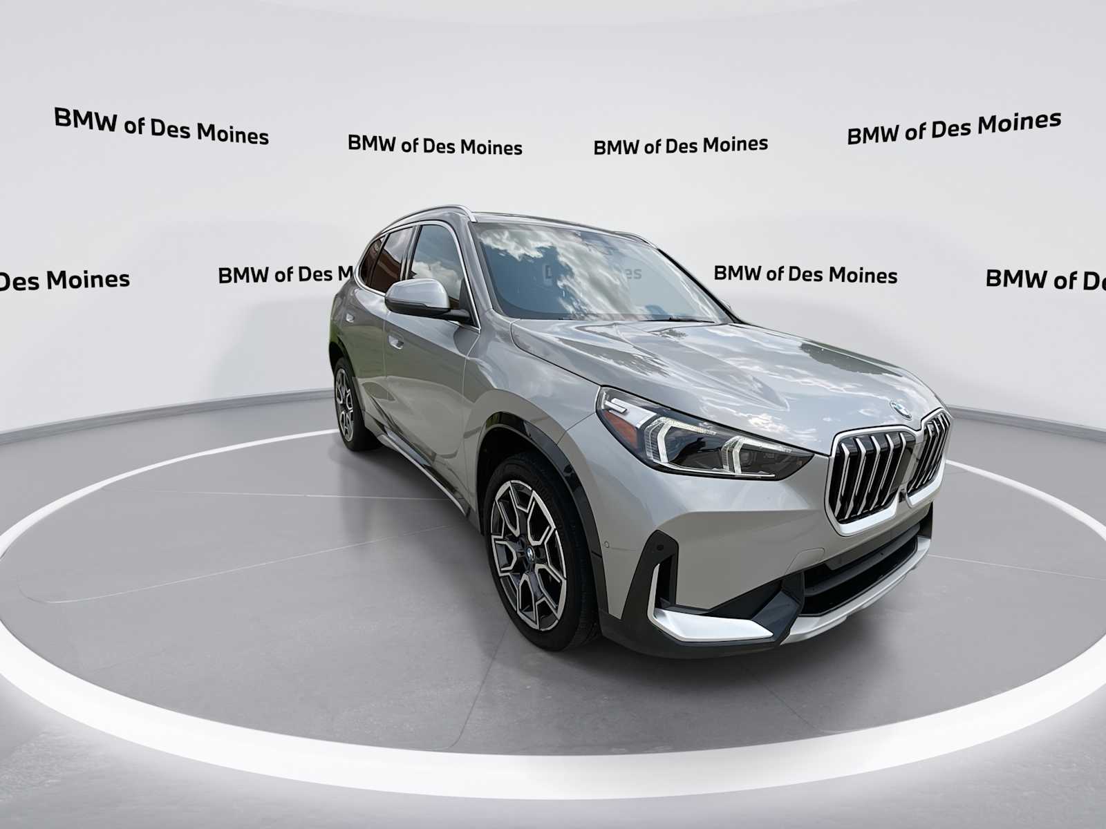 Thumbnail: 2025 BMW X1 - 2