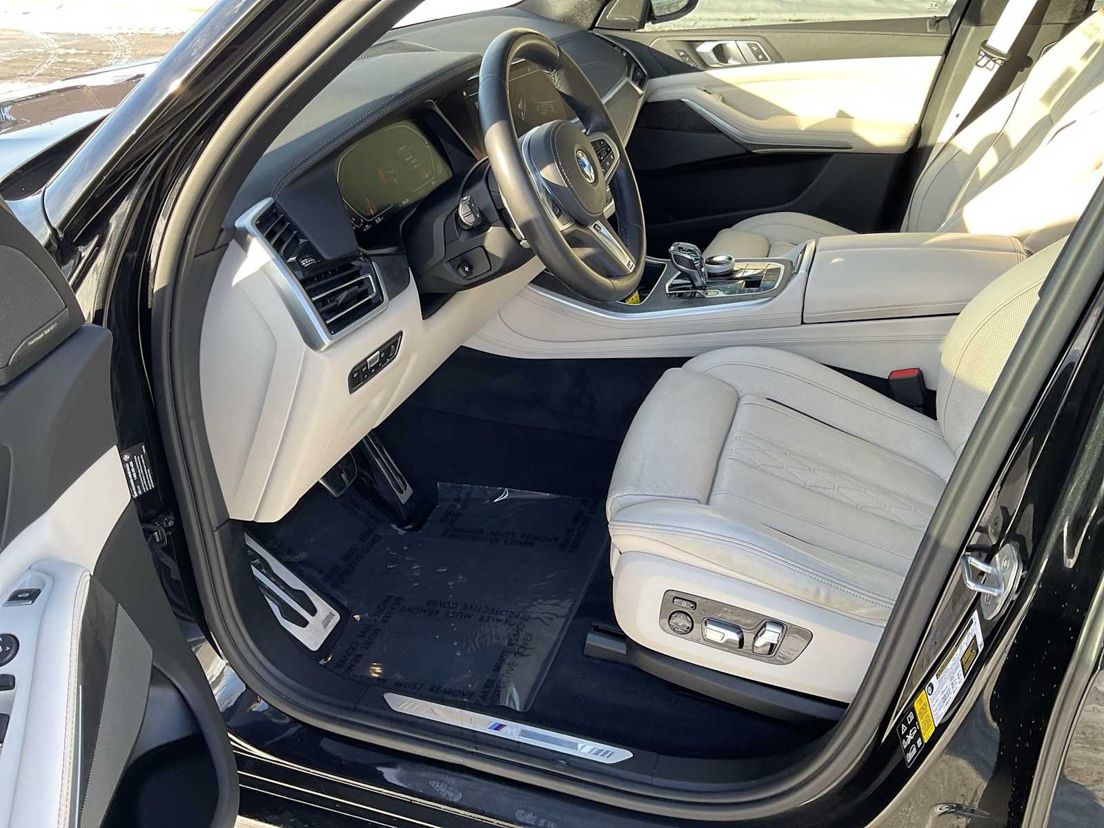 Thumbnail: 2021 BMW X5 - 10