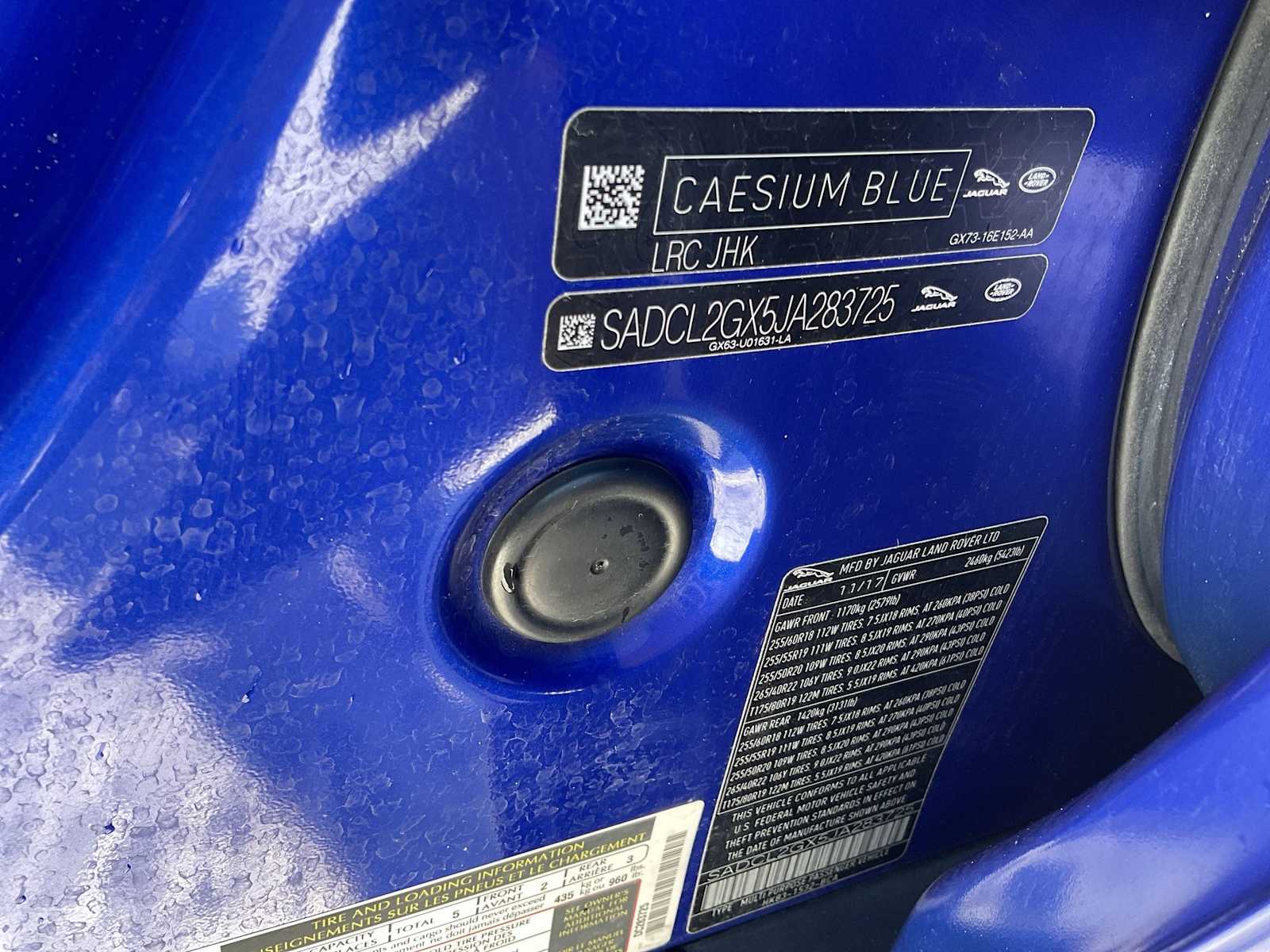 Thumbnail: 2018 Jaguar F-Pace - 36