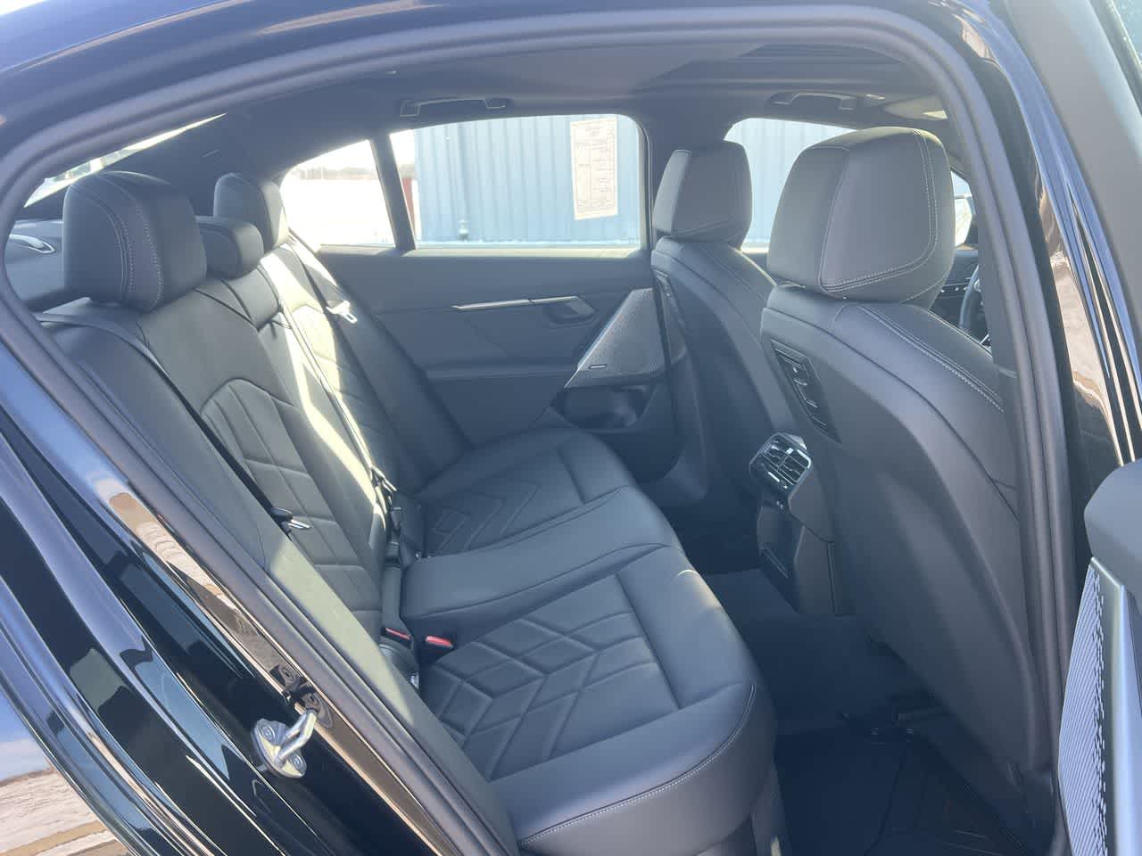 2024 BMW 5 Series 530i xDrive 28