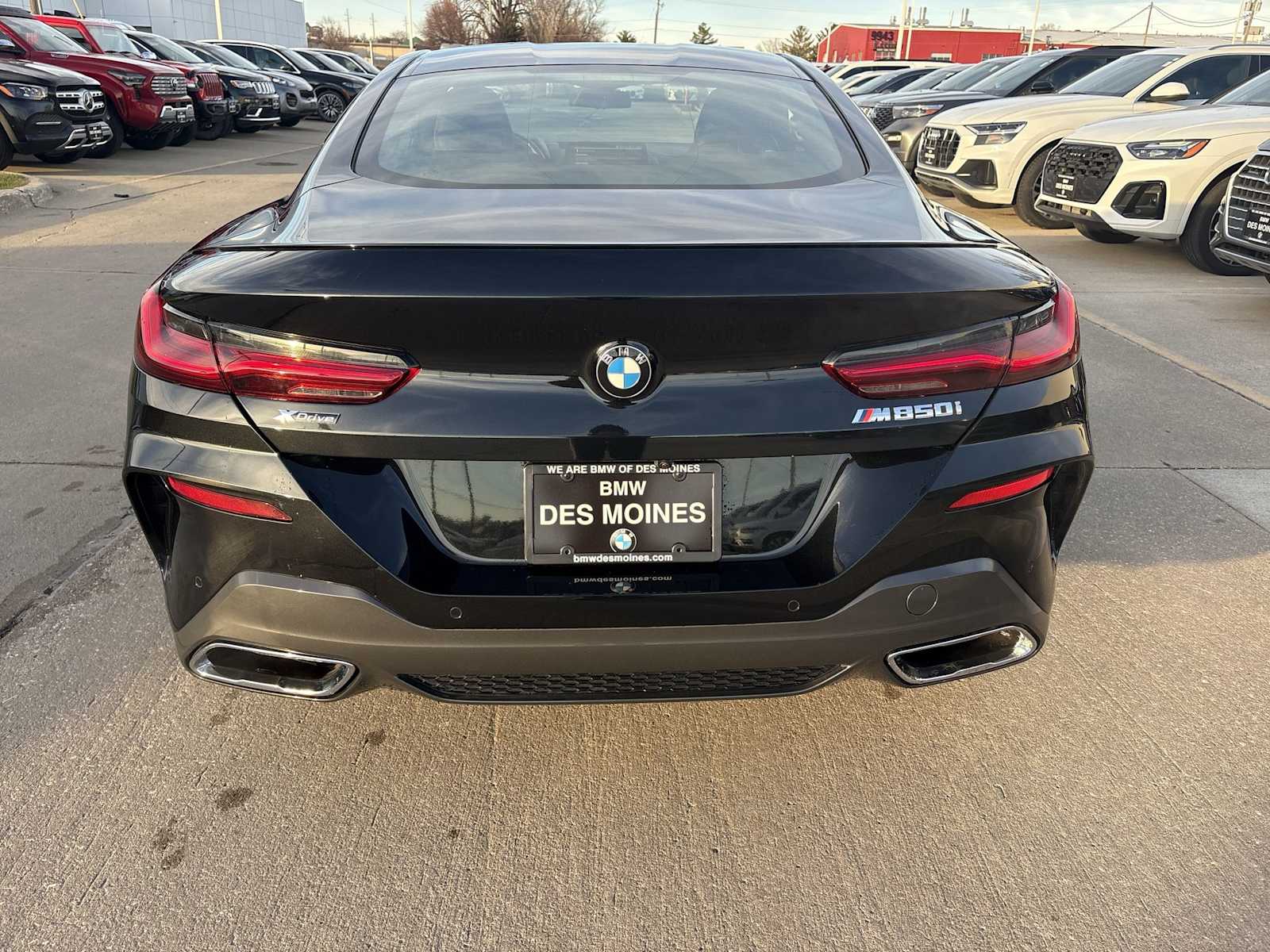 Thumbnail: 2025 BMW 8 Series - 13