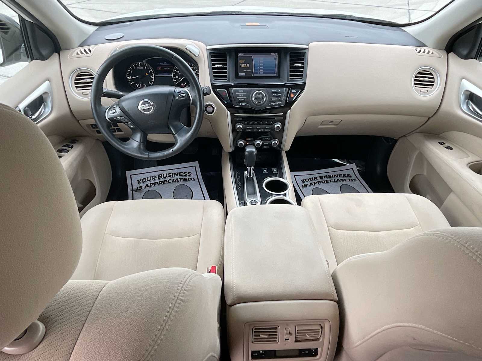 Thumbnail: 2016 Nissan Pathfinder - 15