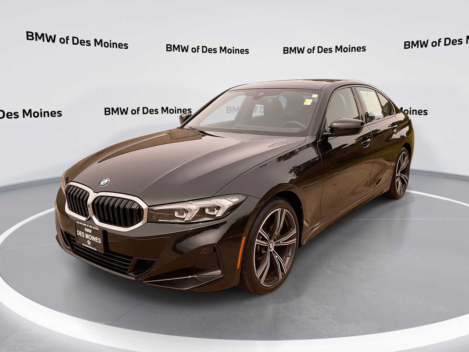 Thumbnail: 2023 BMW 3 Series - 1