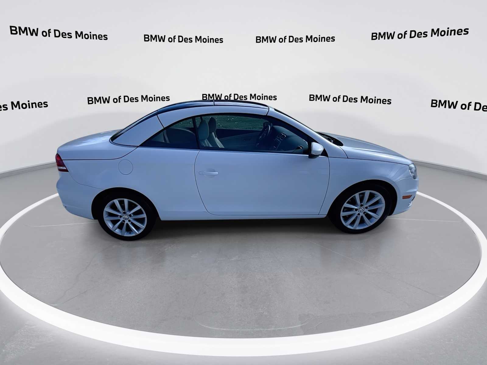 Thumbnail: 2014 Volkswagen Eos - 9