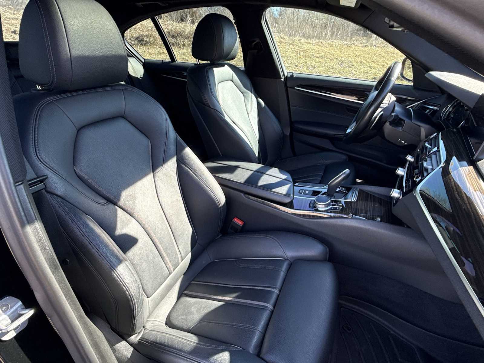 Thumbnail: 2019 BMW 5 Series - 24