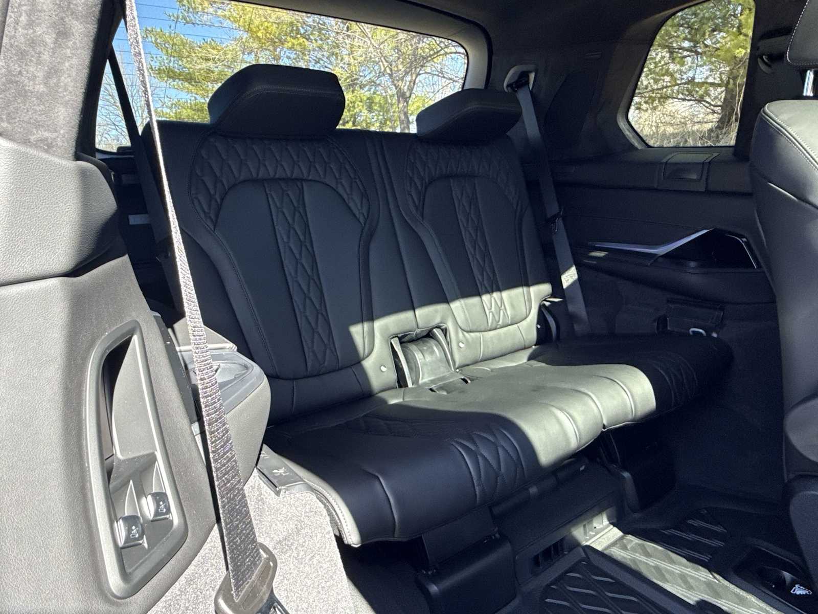 Thumbnail: 2026 BMW X7 - 42