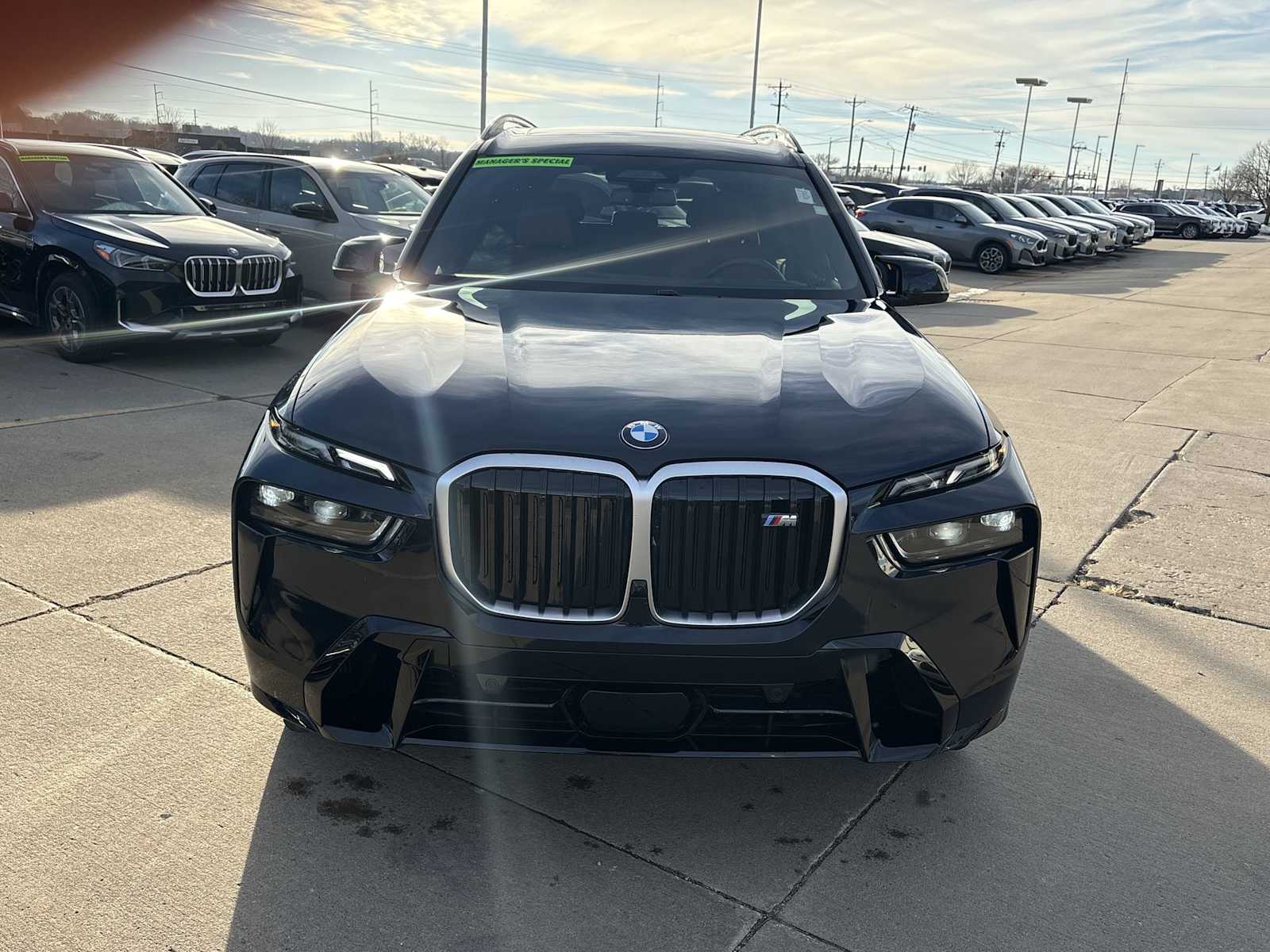 Thumbnail: 2025 BMW X7 - 17