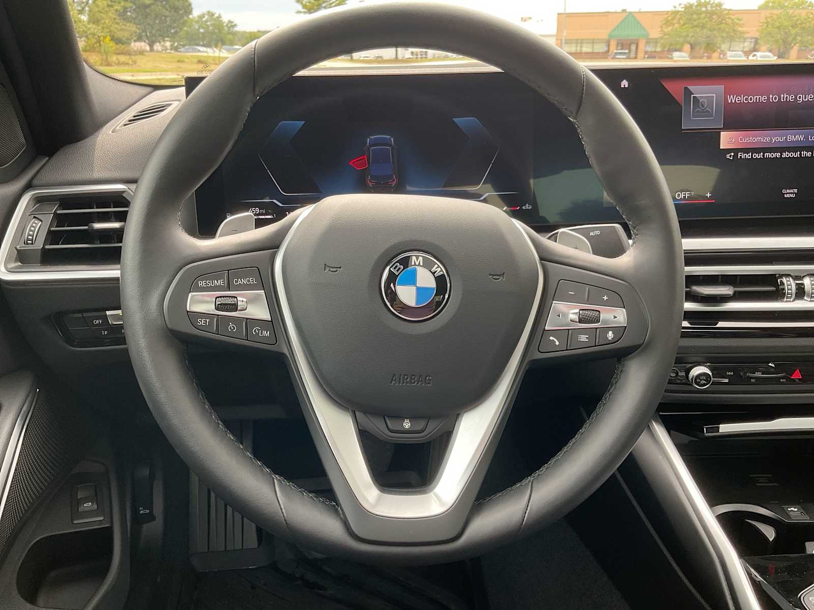 Thumbnail: 2023 BMW 3 Series - 24