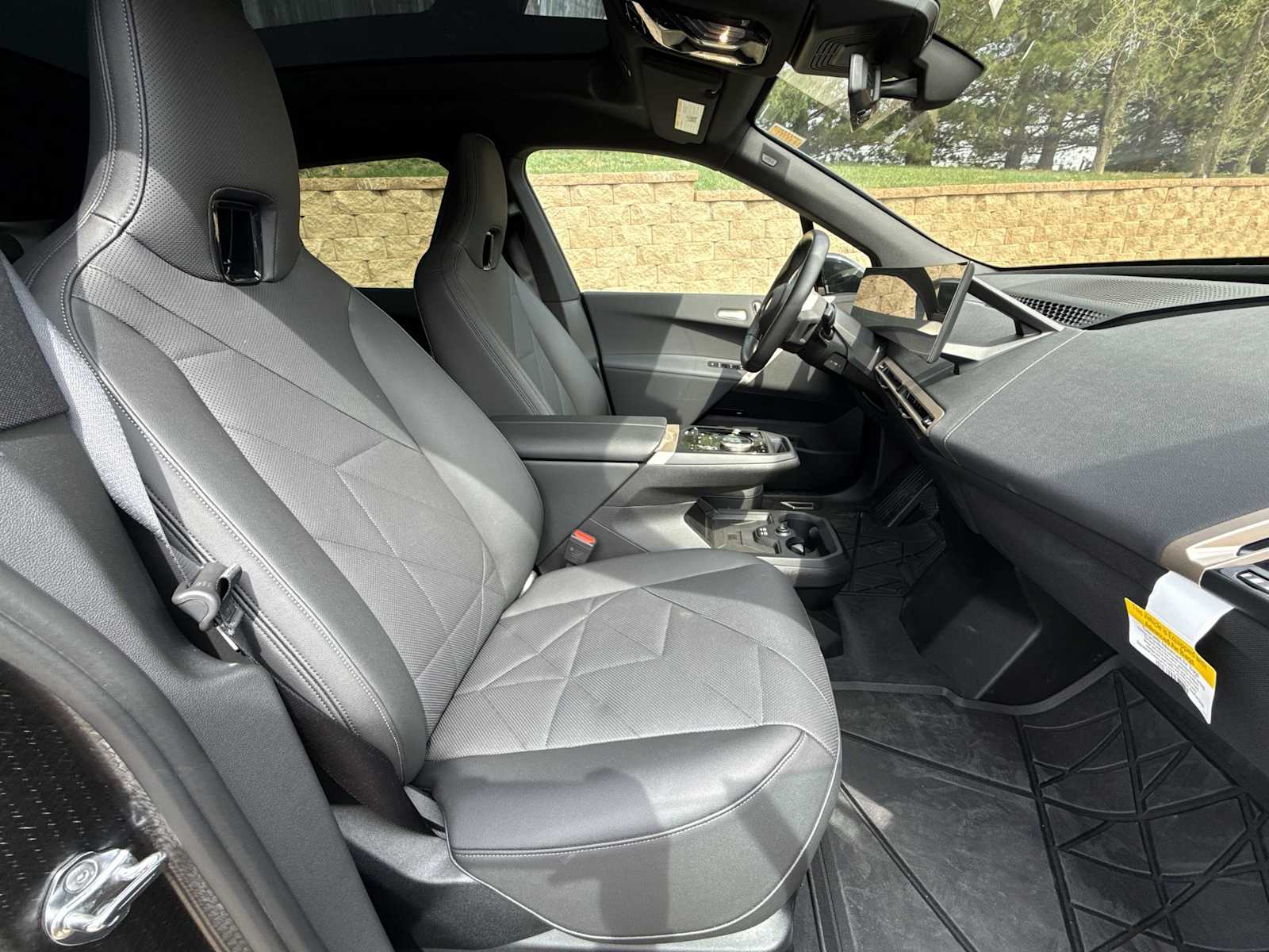 Thumbnail: 2026 BMW iX - 23