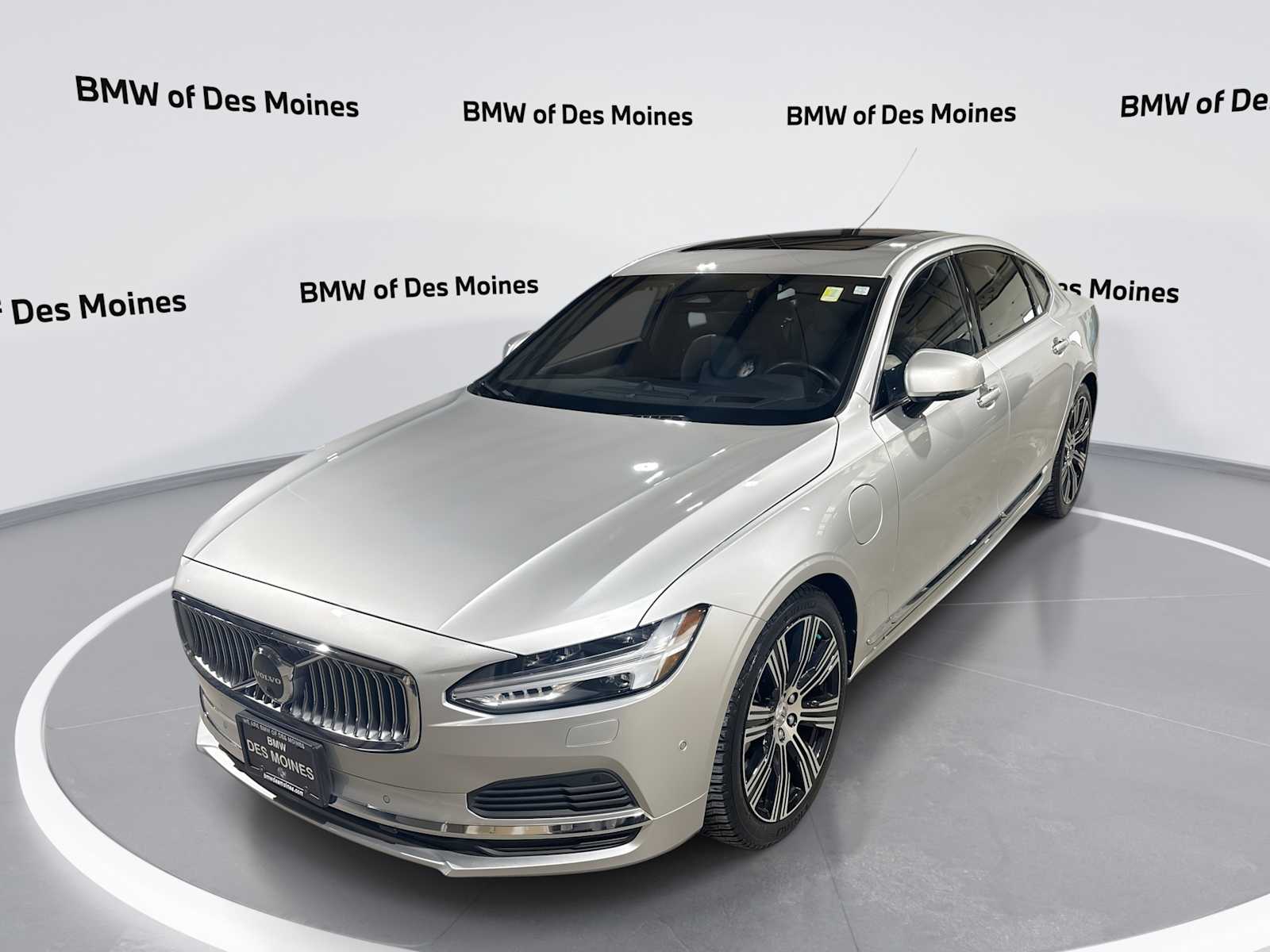 2022 Volvo S90  -
                  Urbandale, IA