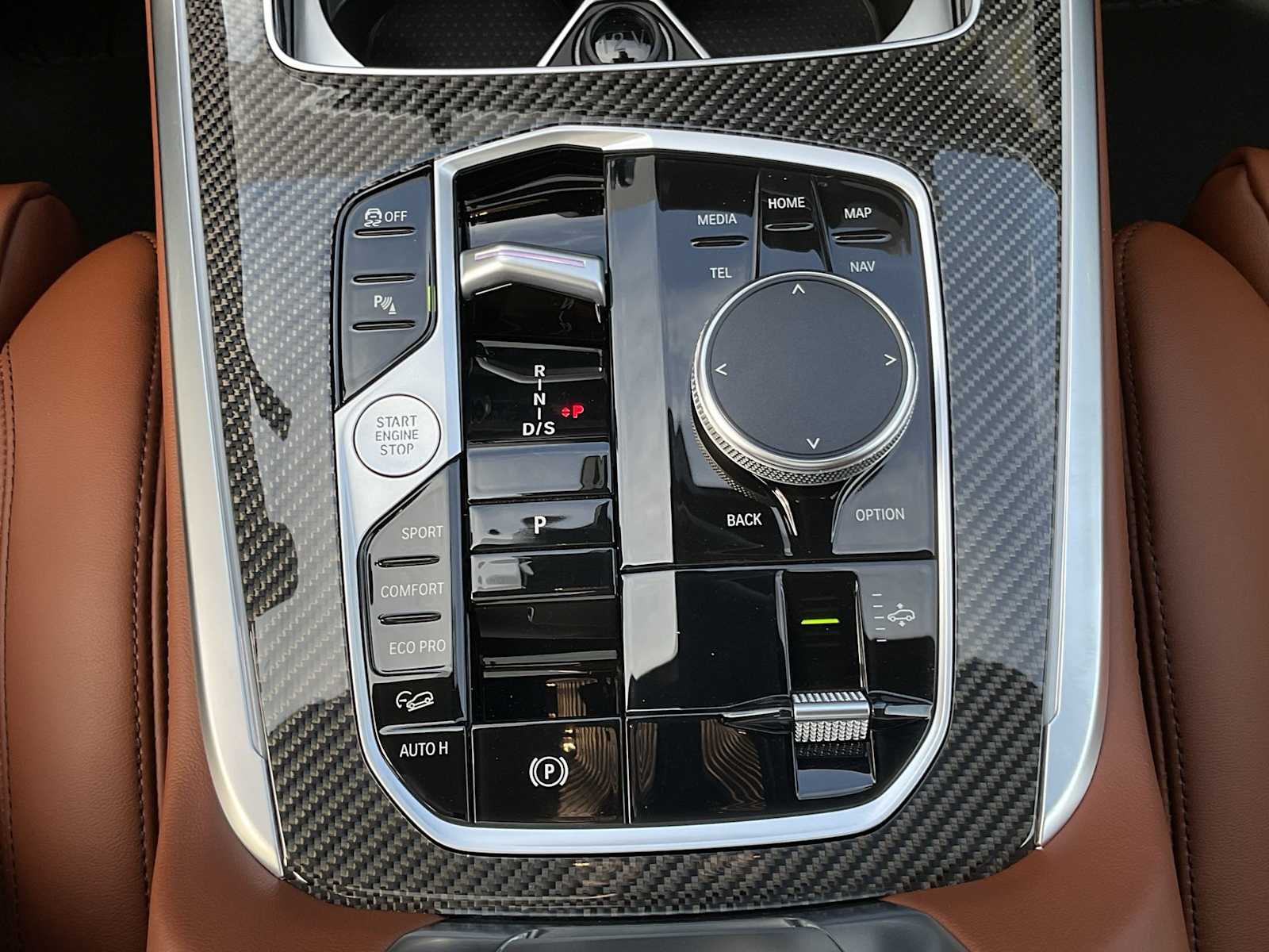 Thumbnail: 2026 BMW X7 - 35