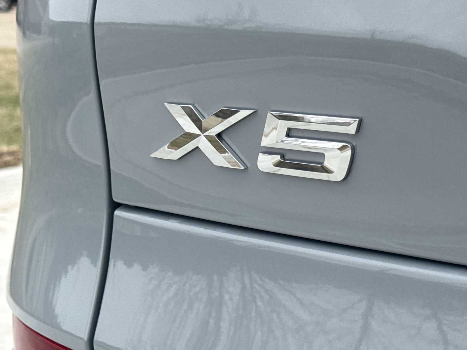 Thumbnail: 2026 BMW X5 - 13
