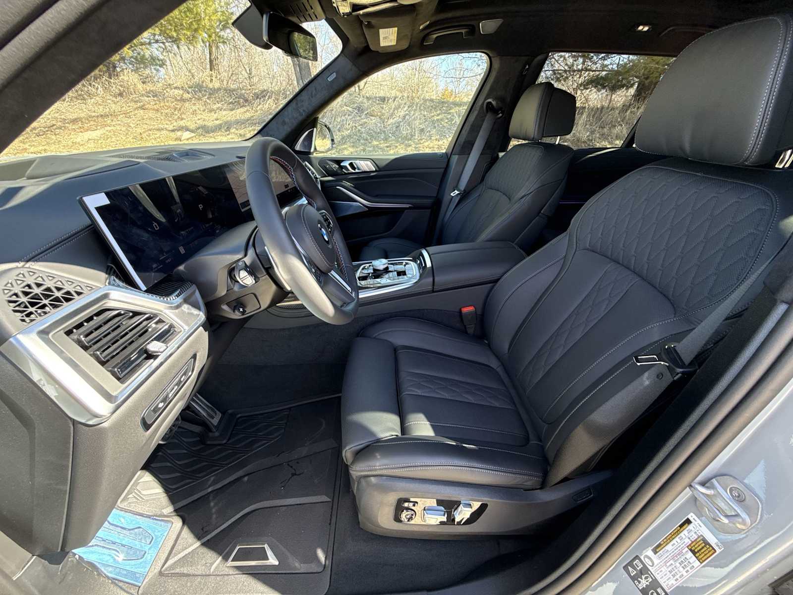 Thumbnail: 2026 BMW X7 - 10