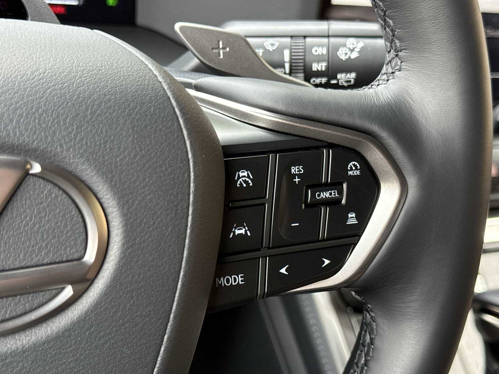 Thumbnail: 2025 Lexus GX - 27