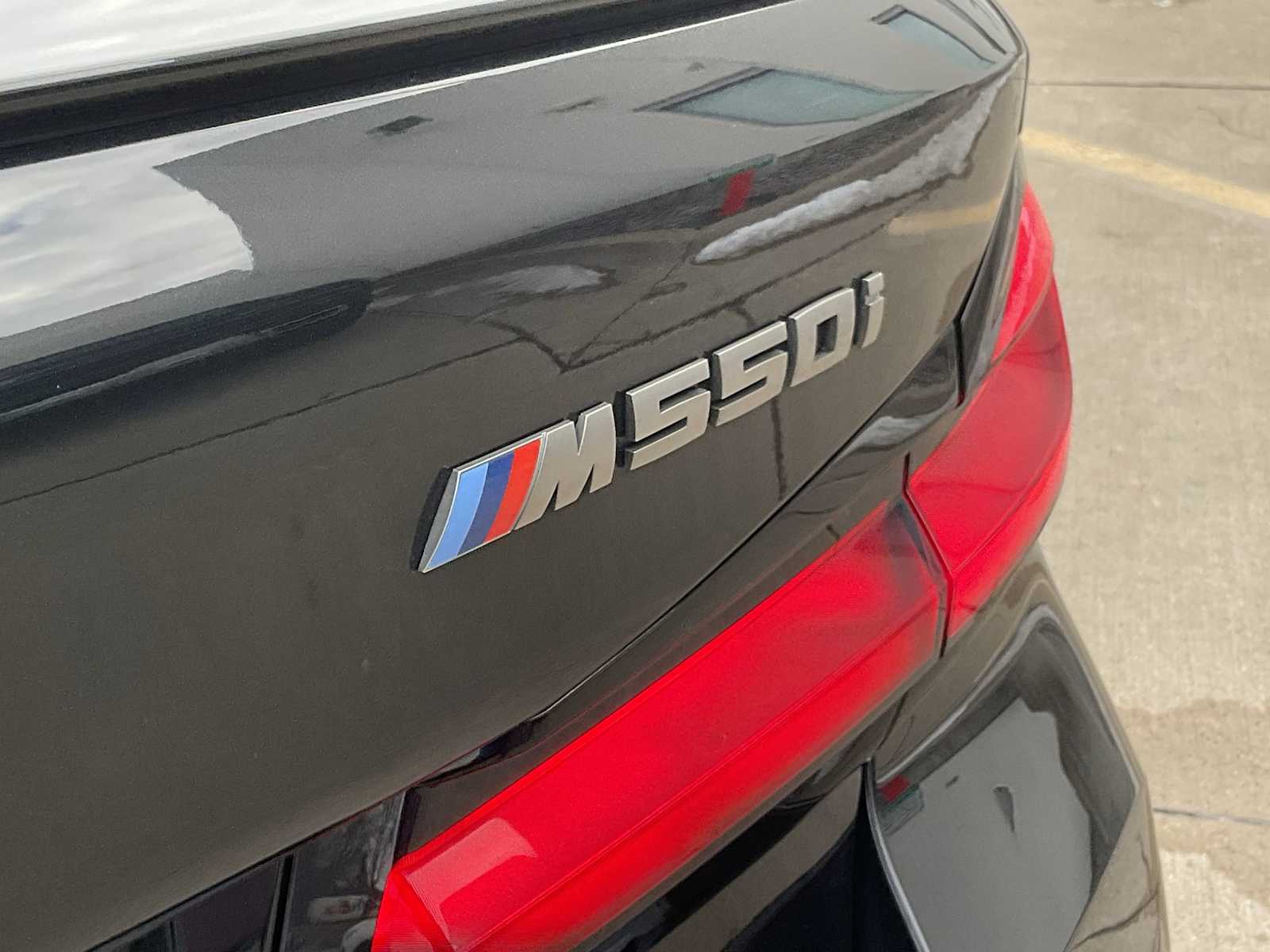 Thumbnail: 2022 BMW 5 Series - 12