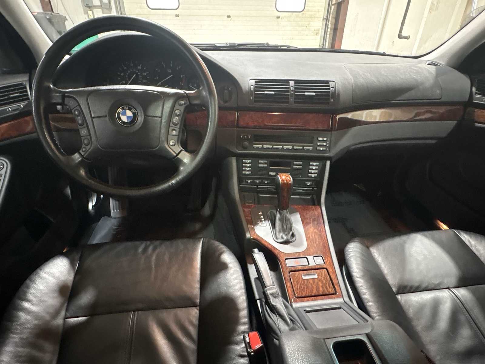 Thumbnail: 2001 BMW 5 Series - 16