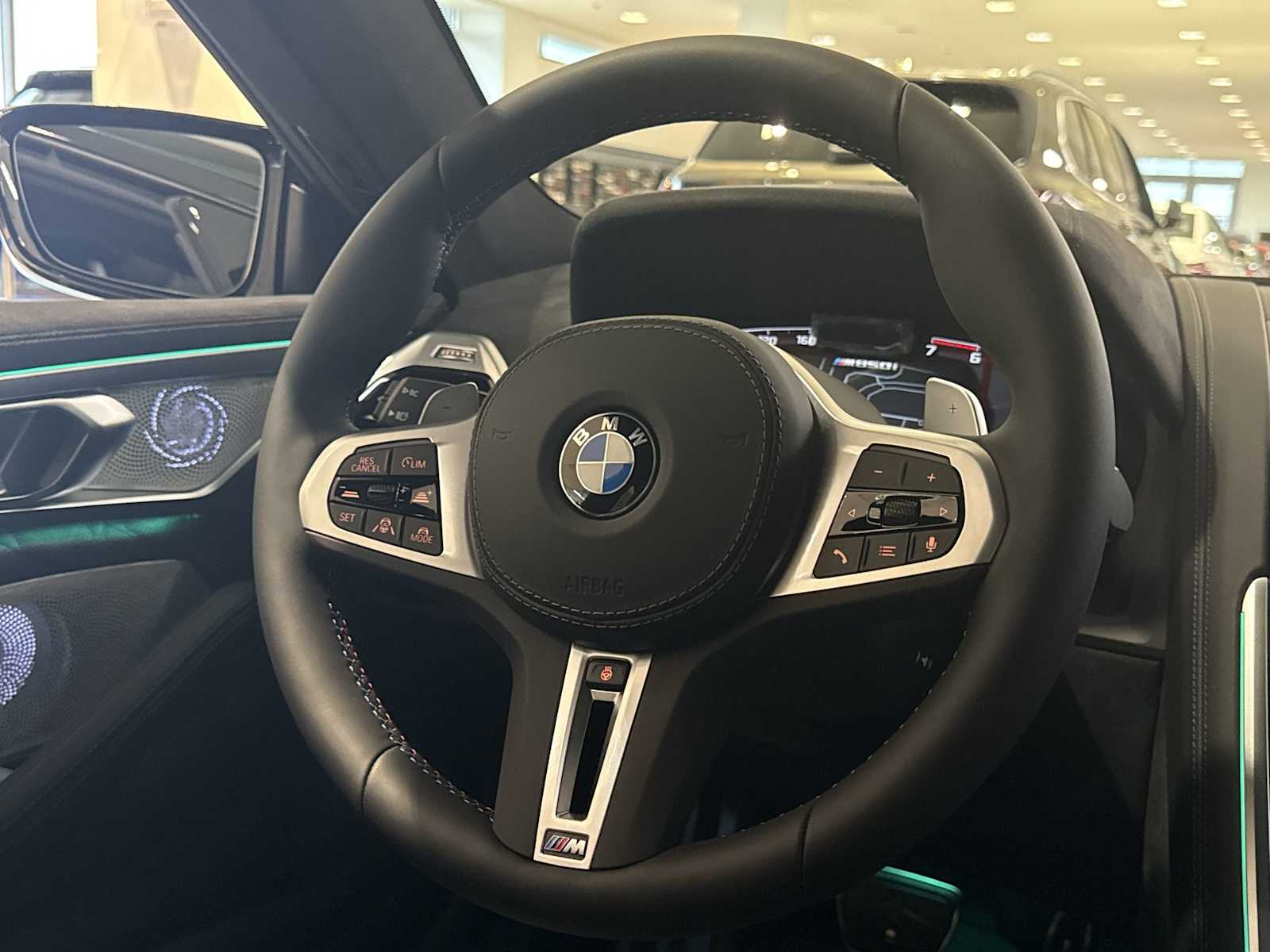 Thumbnail: 2026 BMW 8 Series - 15