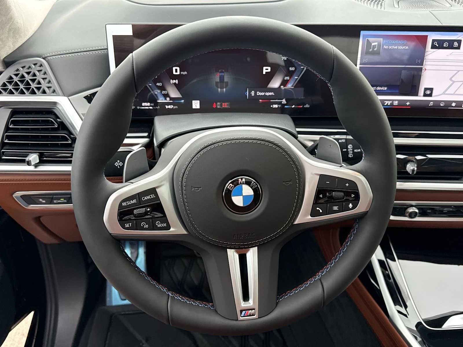 Thumbnail: 2026 BMW X7 - 25