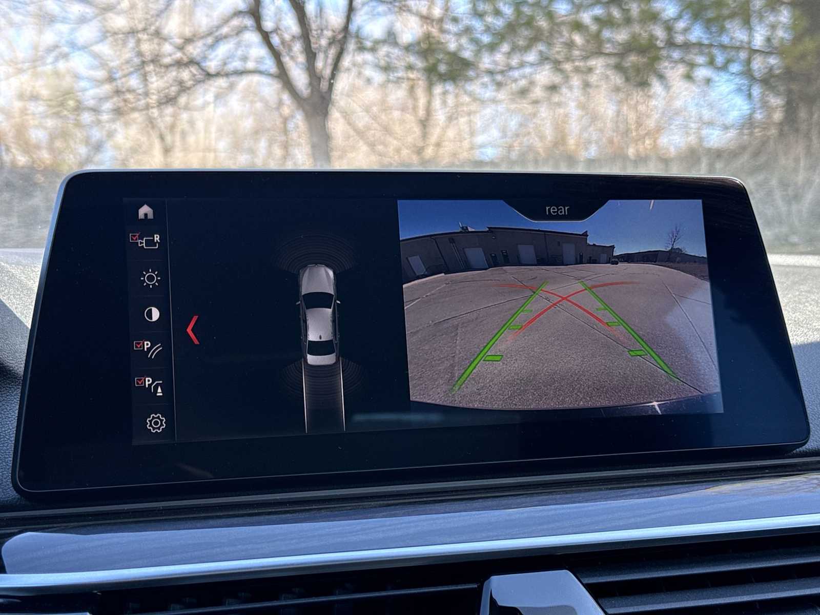 Thumbnail: 2019 BMW 5 Series - 32