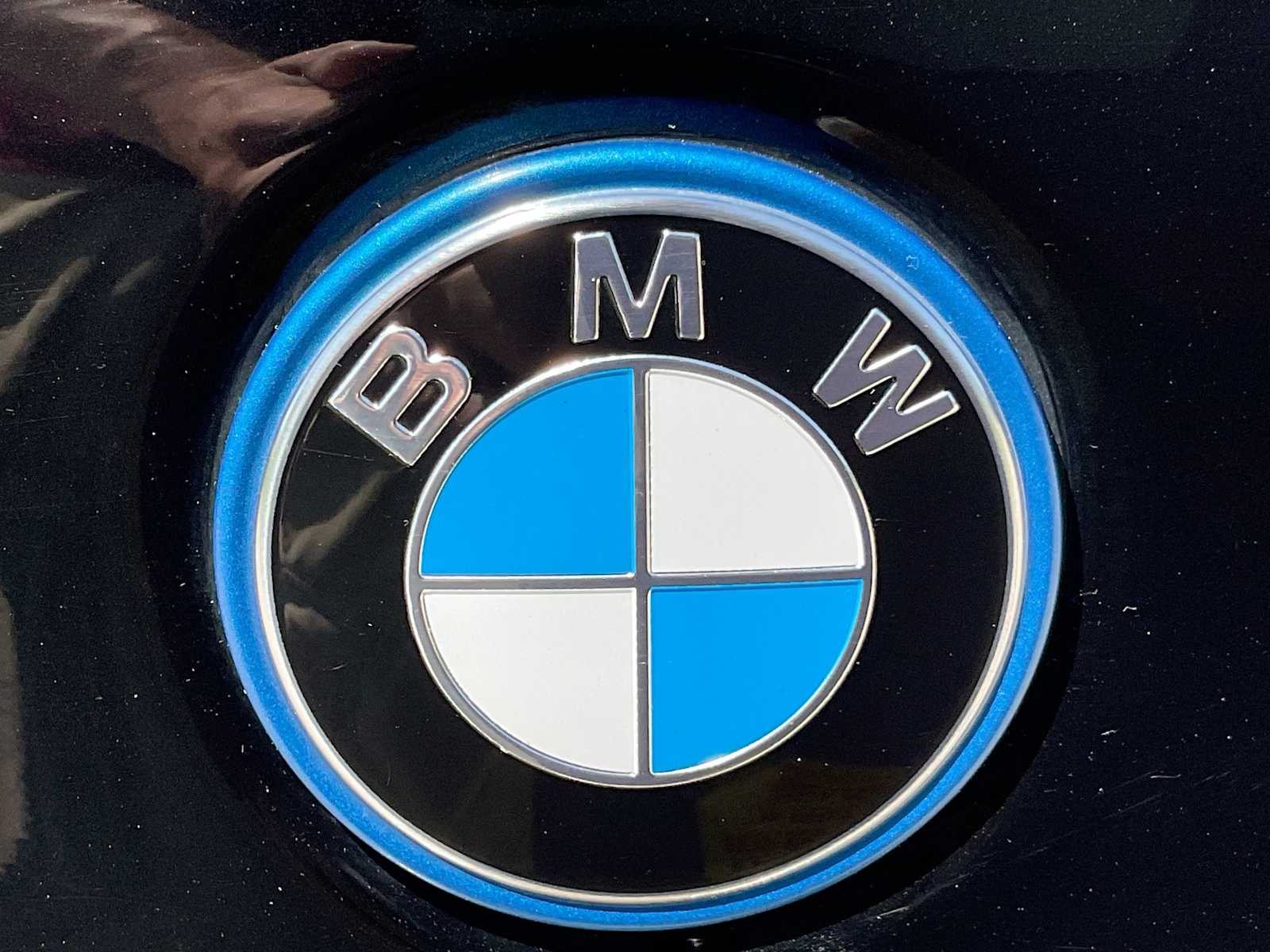 Thumbnail: 2023 BMW 5 Series - 11