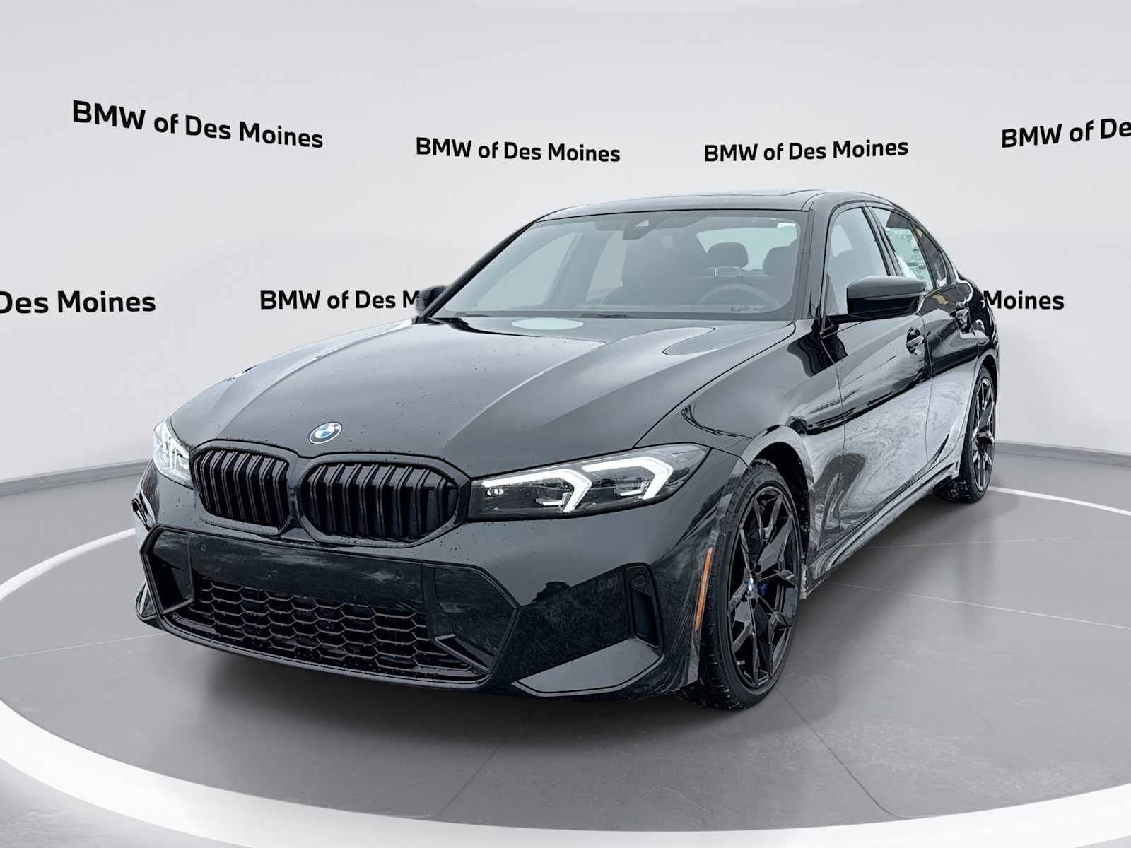 2026 BMW 3 Series 330i's photo