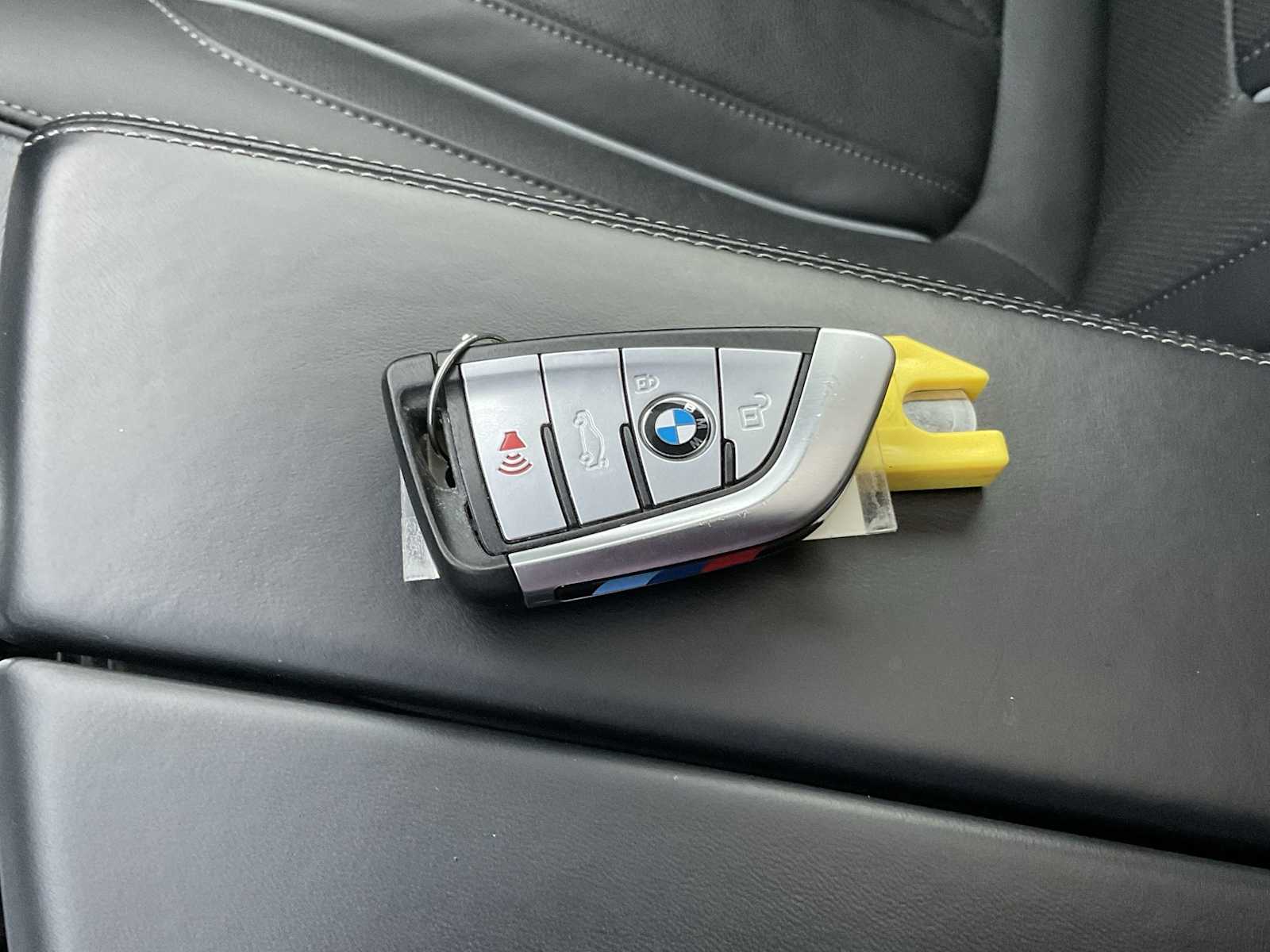 Thumbnail: 2022 BMW 5 Series - 37