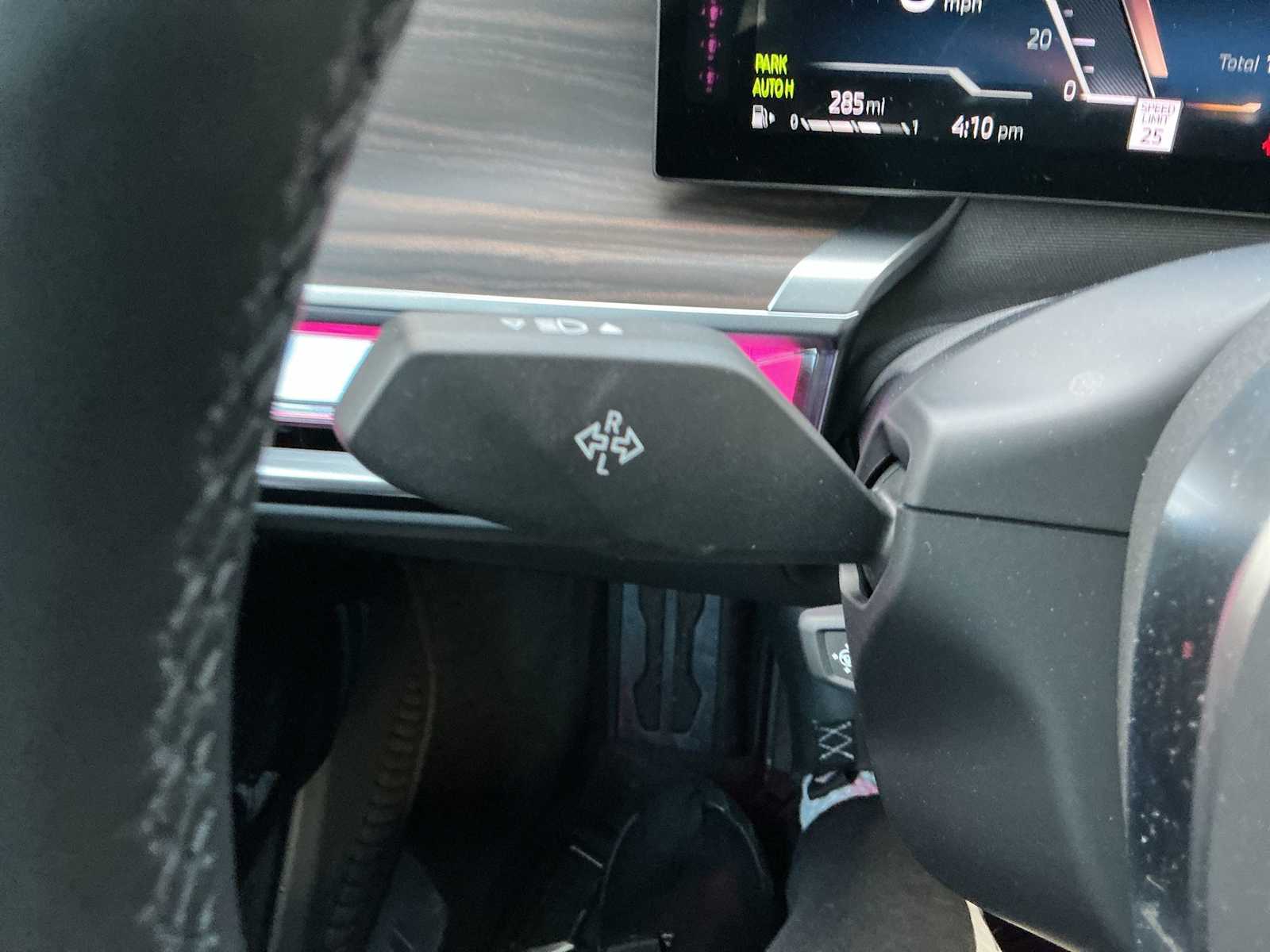 Thumbnail: 2024 BMW 7 Series - 27