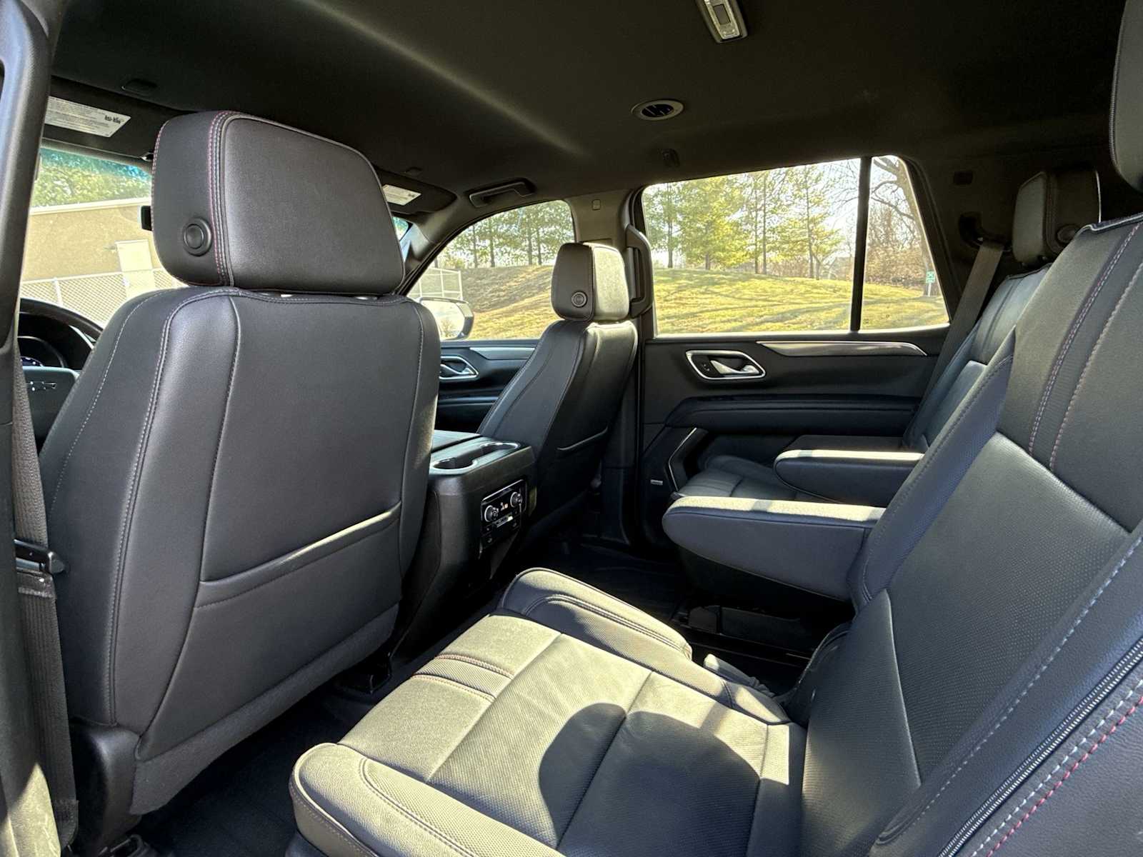 Thumbnail: 2022 Chevrolet Tahoe - 19