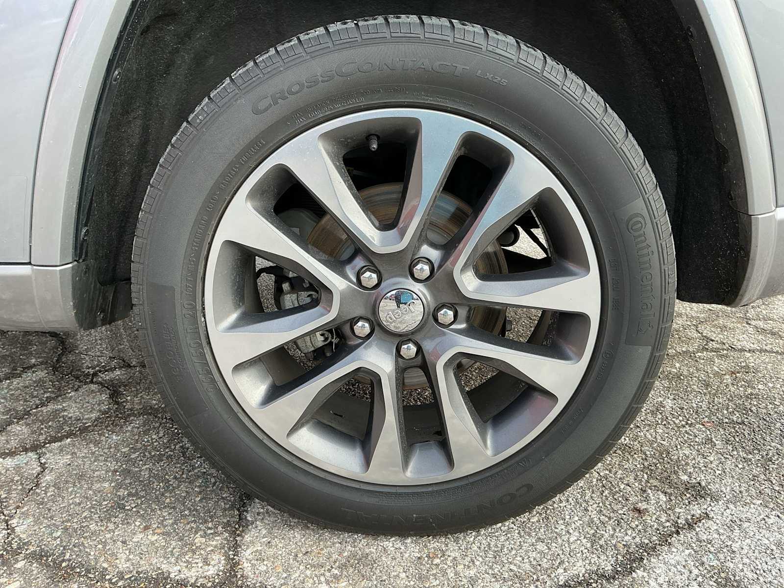 Thumbnail: 2018 Jeep Grand Cherokee - 14