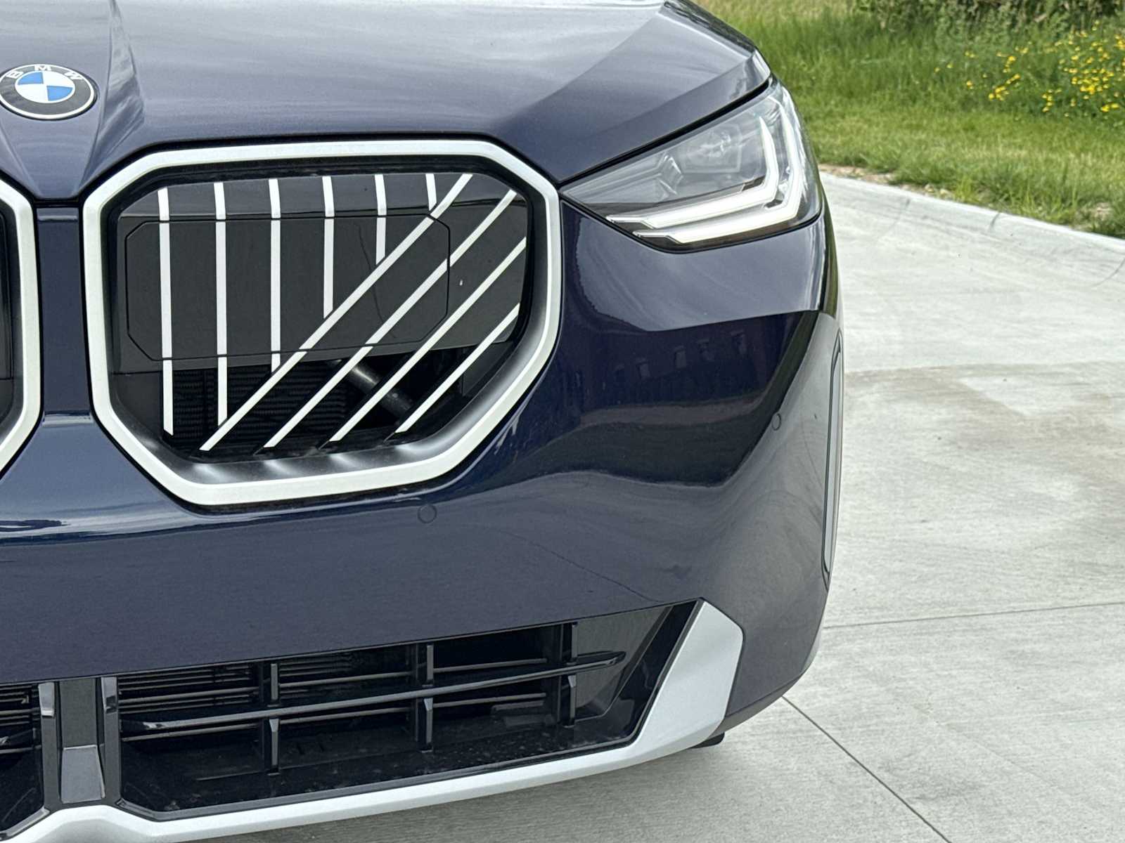 Thumbnail: 2026 BMW X3 - 11